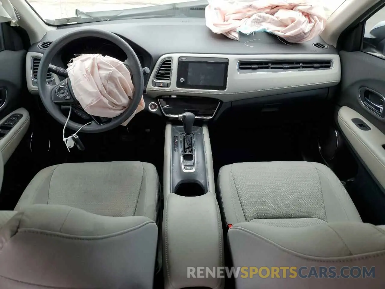 8 Photograph of a damaged car 3CZRU6H53MM740783 HONDA HR-V 2021