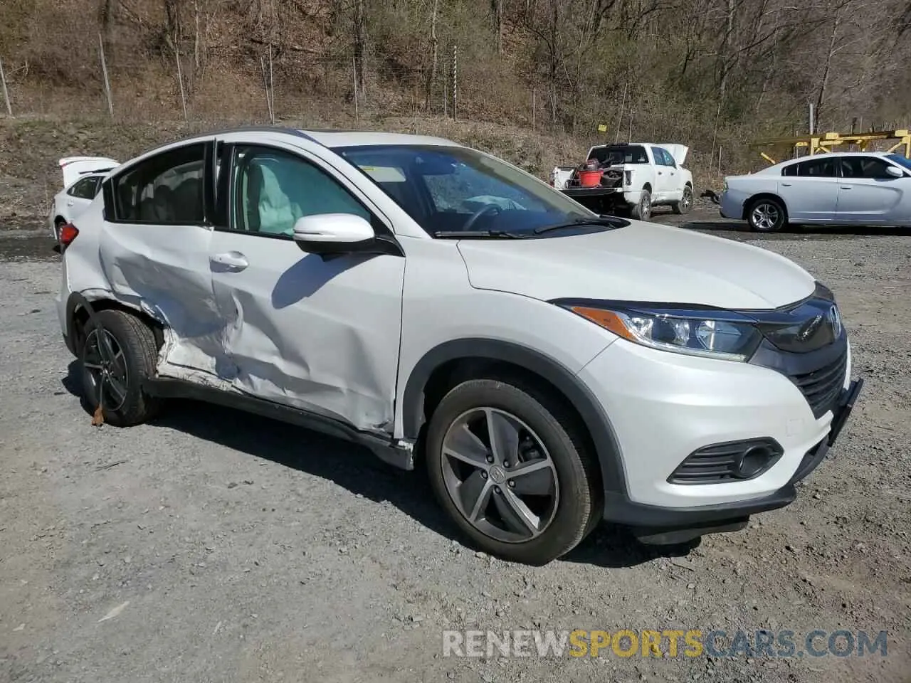 4 Photograph of a damaged car 3CZRU6H53MM749094 HONDA HR-V 2021