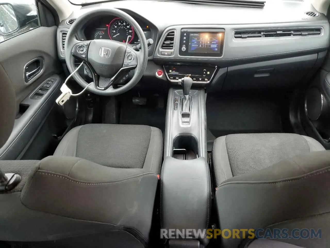 8 Photograph of a damaged car 3CZRU6H54MM700860 HONDA HR-V 2021