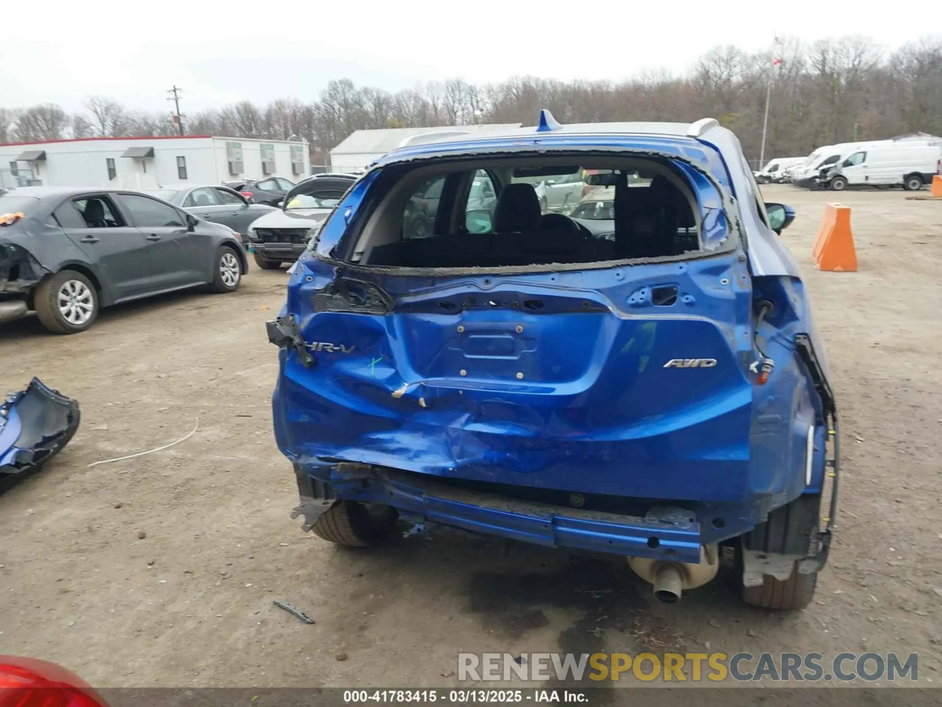17 Photograph of a damaged car 3CZRU6H54MM718761 HONDA HR-V 2021