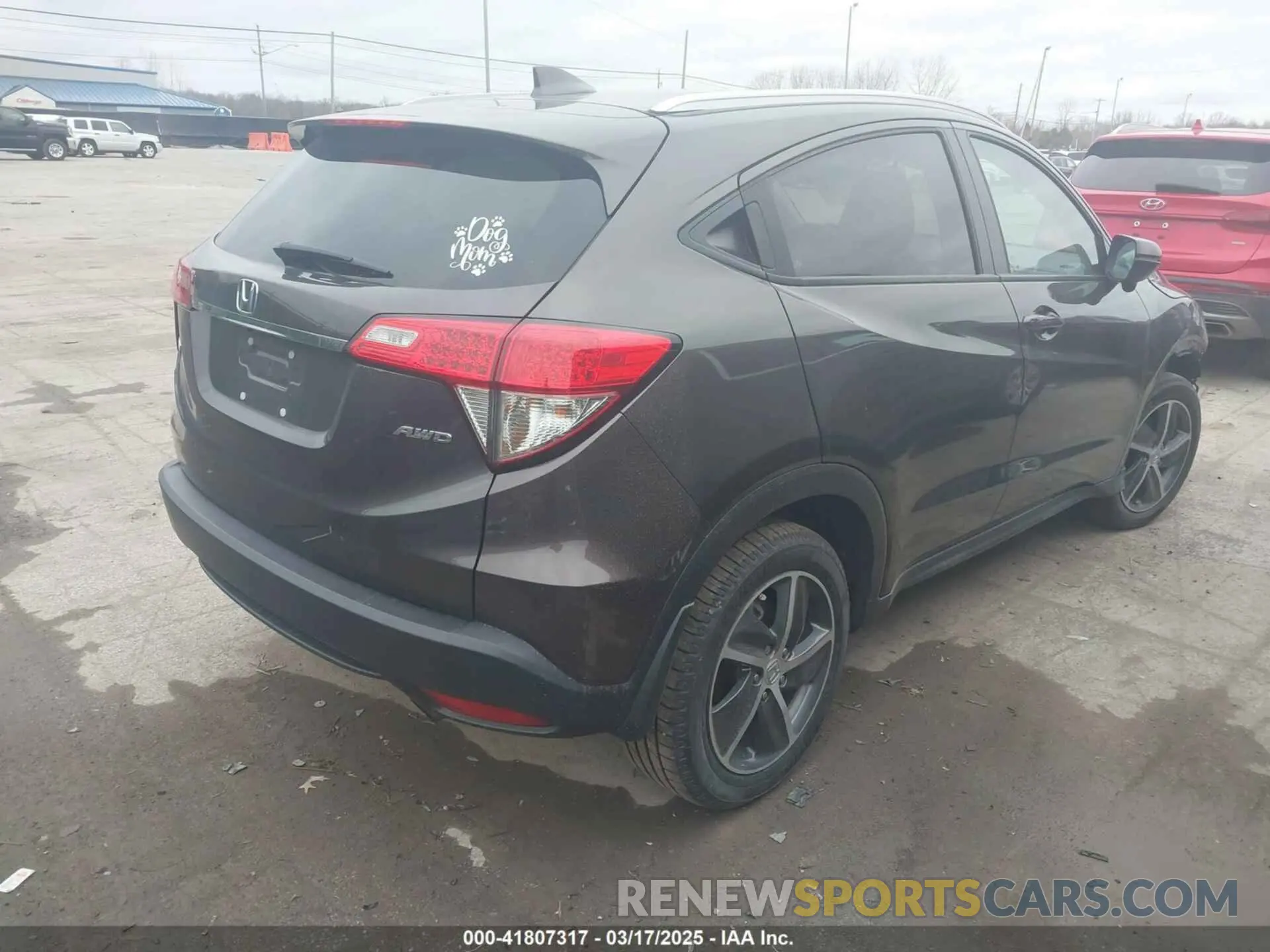 4 Photograph of a damaged car 3CZRU6H54MM726181 HONDA HR-V 2021