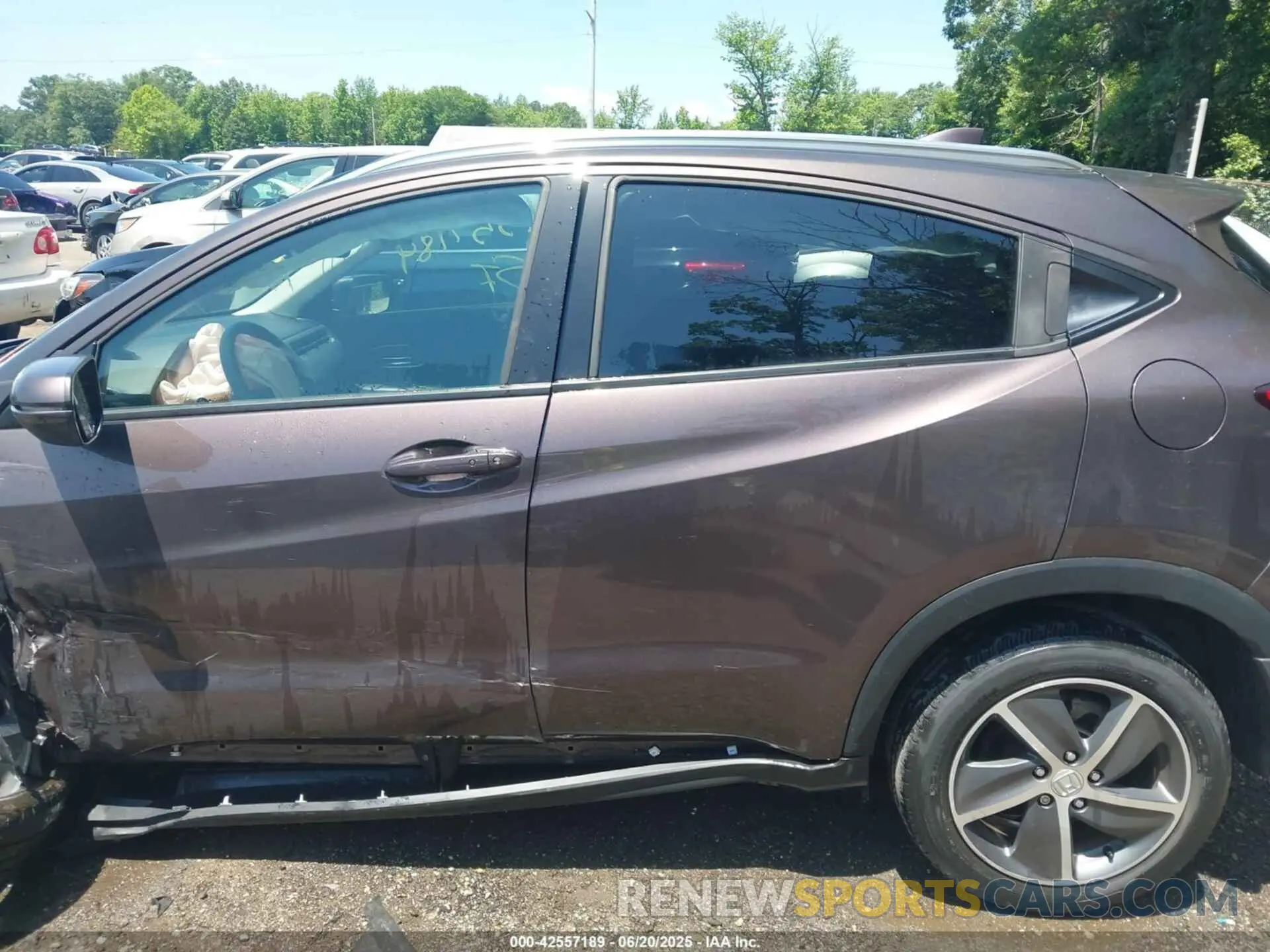 15 Photograph of a damaged car 3CZRU6H55MM726187 HONDA HR-V 2021