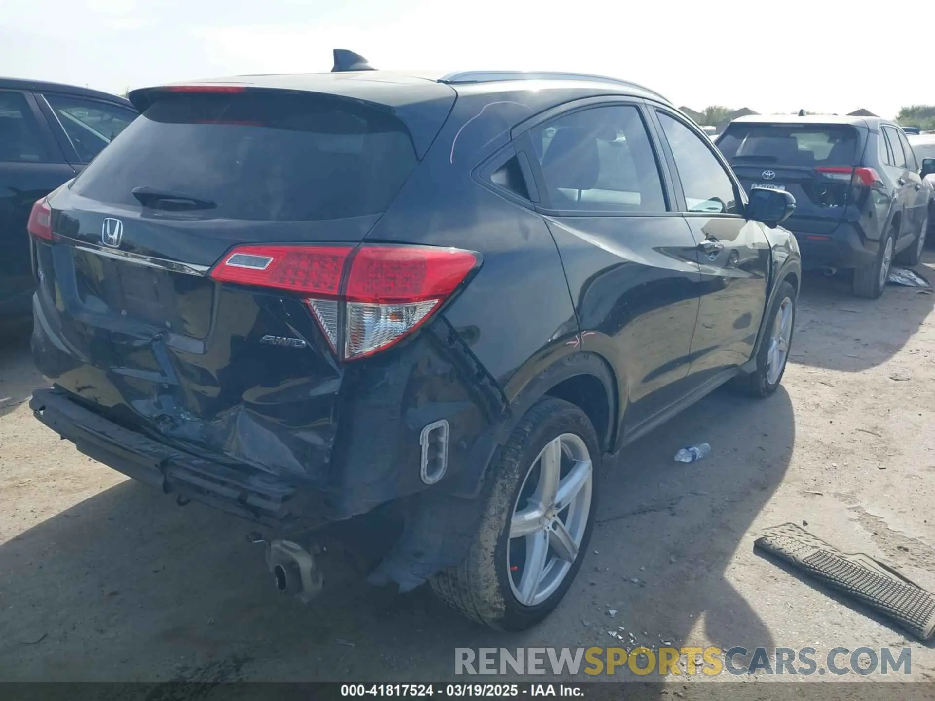 4 Photograph of a damaged car 3CZRU6H56MM751924 HONDA HR-V 2021