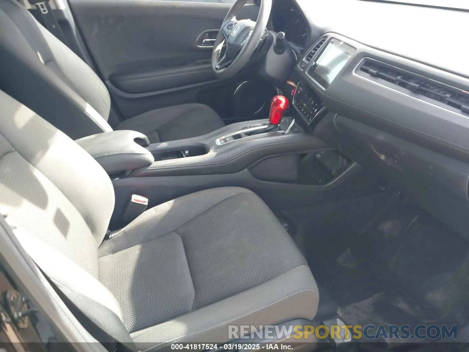 5 Photograph of a damaged car 3CZRU6H56MM751924 HONDA HR-V 2021