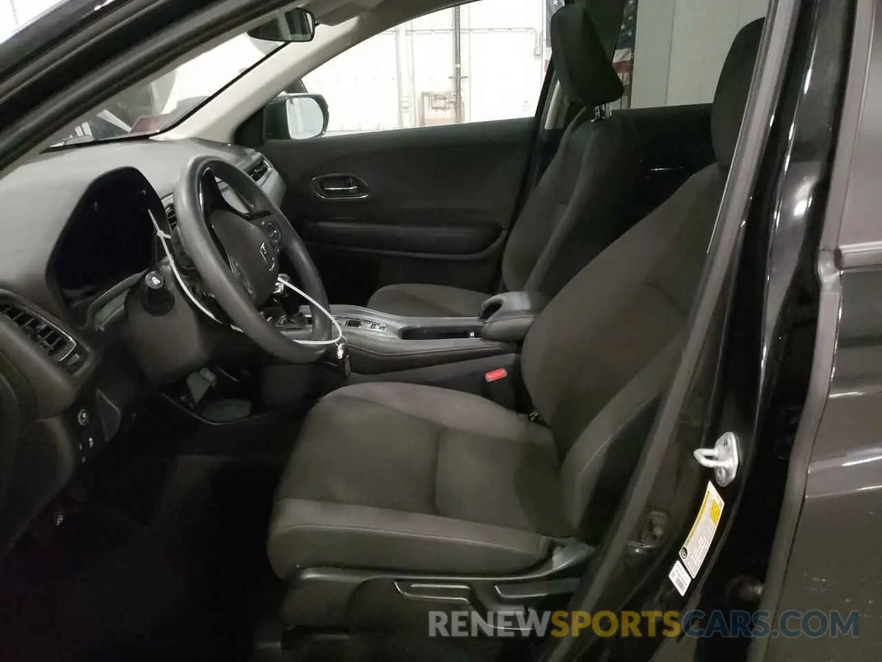 7 Фотография поврежденного автомобиля 3CZRU6H57MM728362 HONDA HR-V 2021