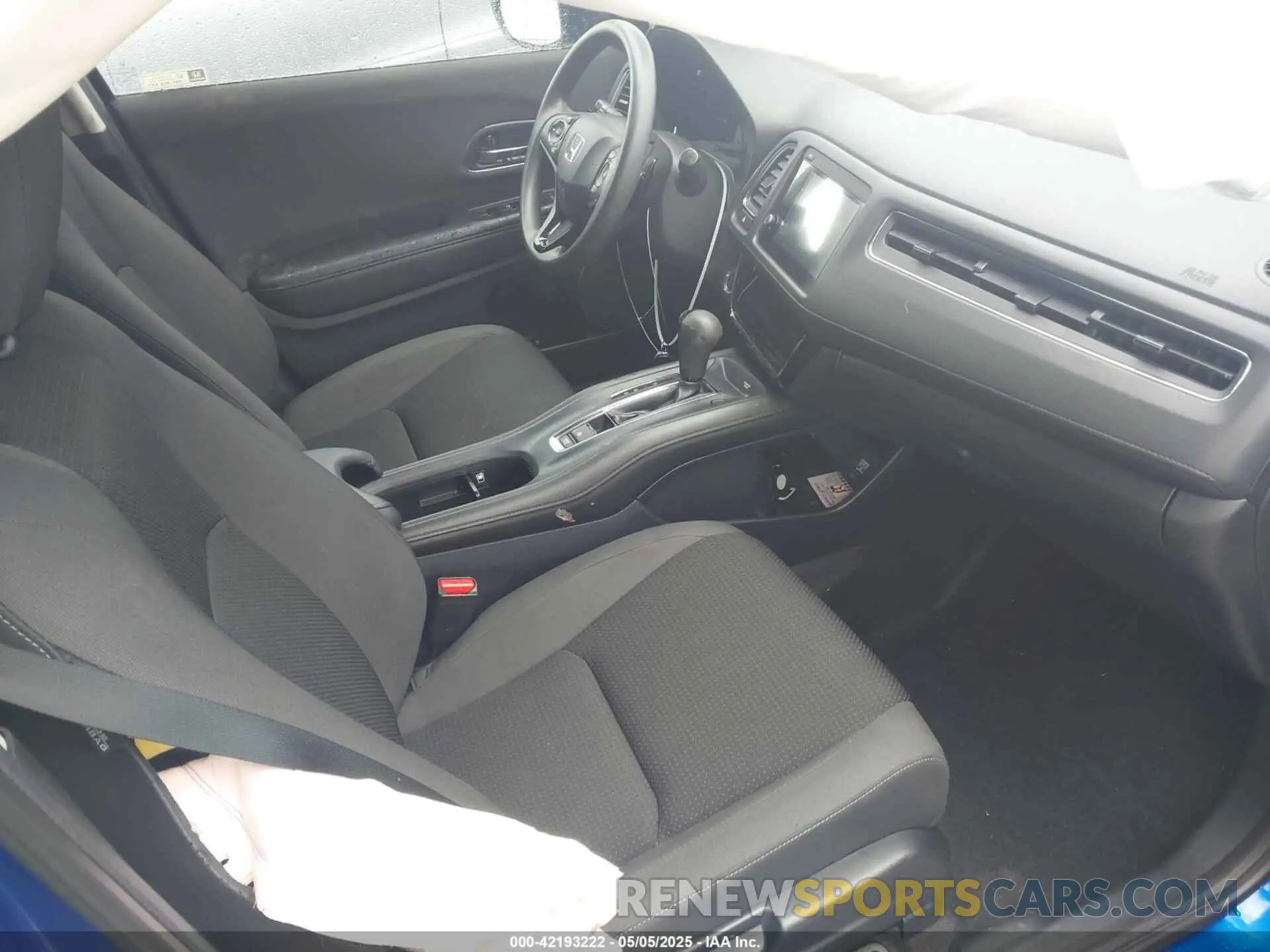 5 Photograph of a damaged car 3CZRU6H59MM745809 HONDA HR-V 2021
