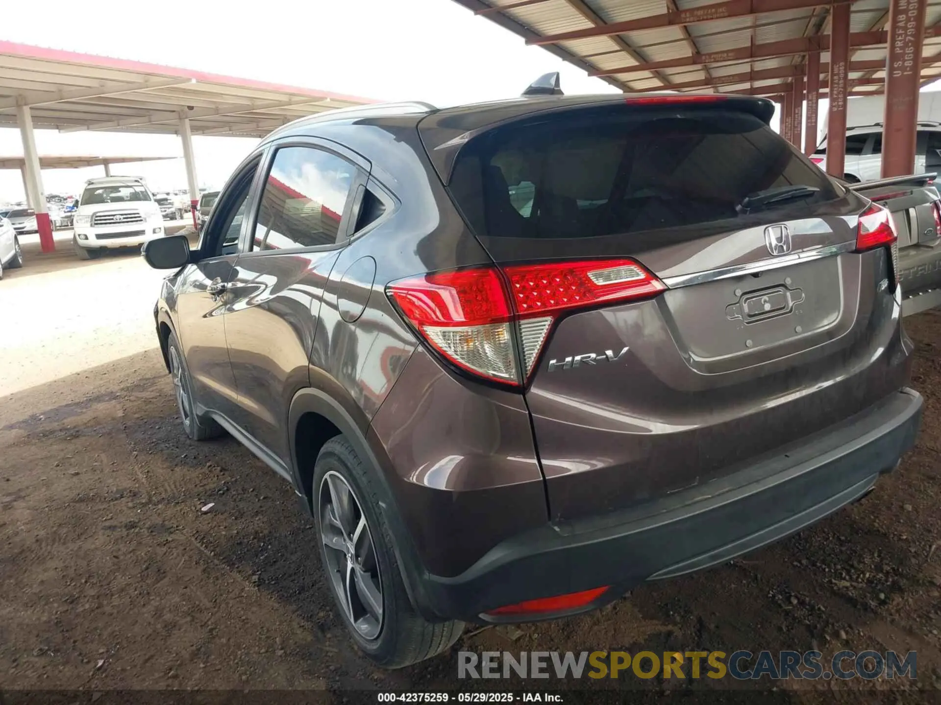 3 Photograph of a damaged car 3CZRU6H59MM749794 HONDA HR-V 2021