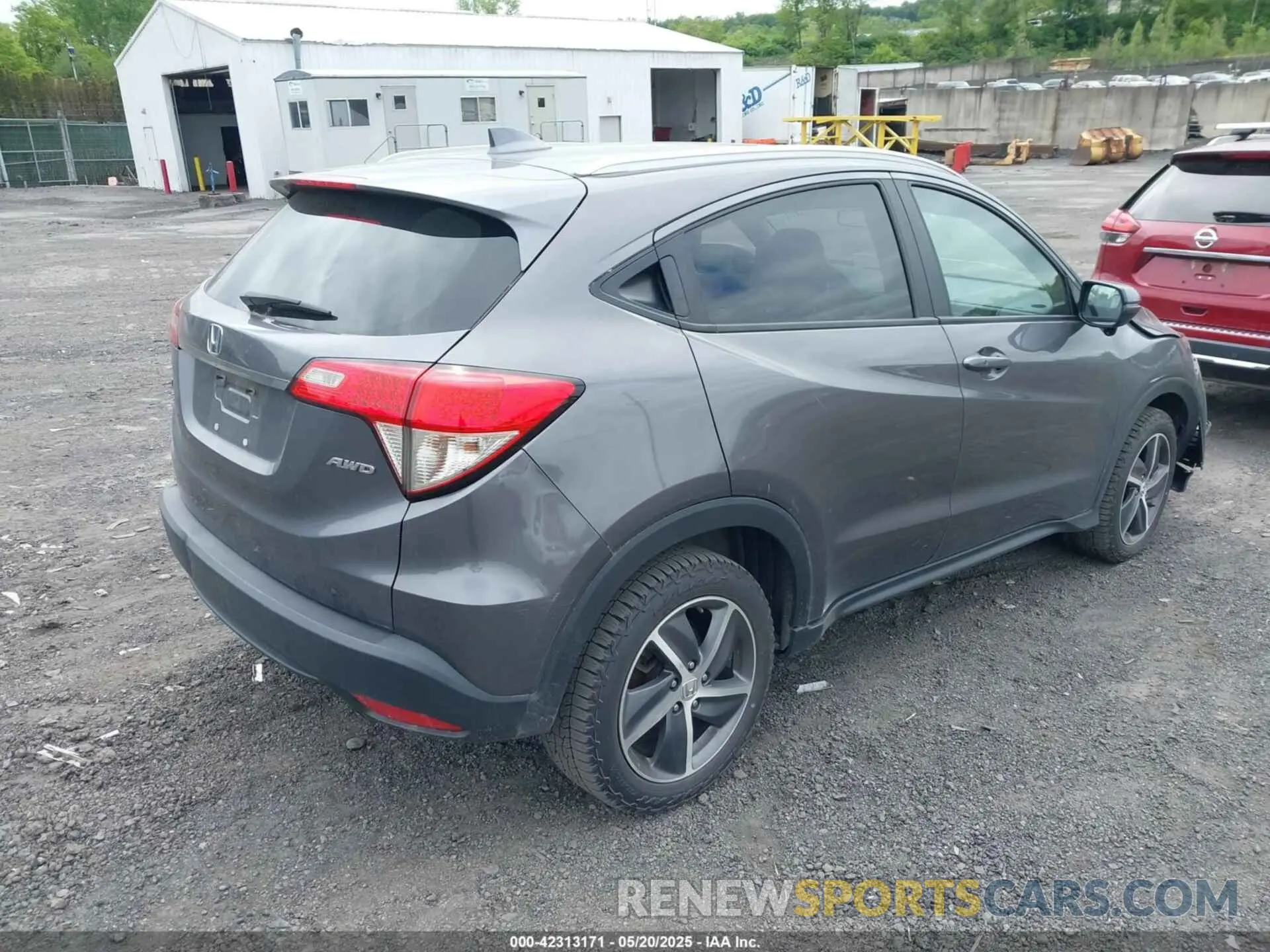 4 Photograph of a damaged car 3CZRU6H5XMM700605 HONDA HR-V 2021