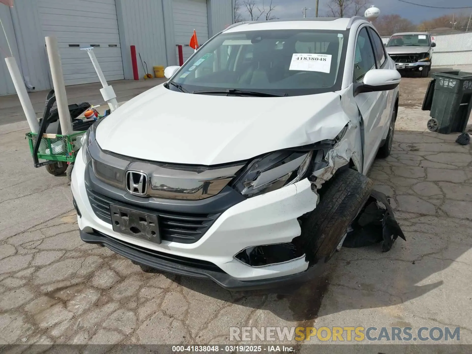 2 Фотография поврежденного автомобиля 3CZRU6H72MM739898 HONDA HR-V 2021