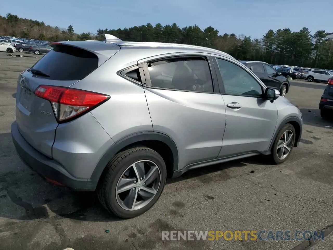 3 Photograph of a damaged car 3CZRU6H73MM736539 HONDA HR-V 2021