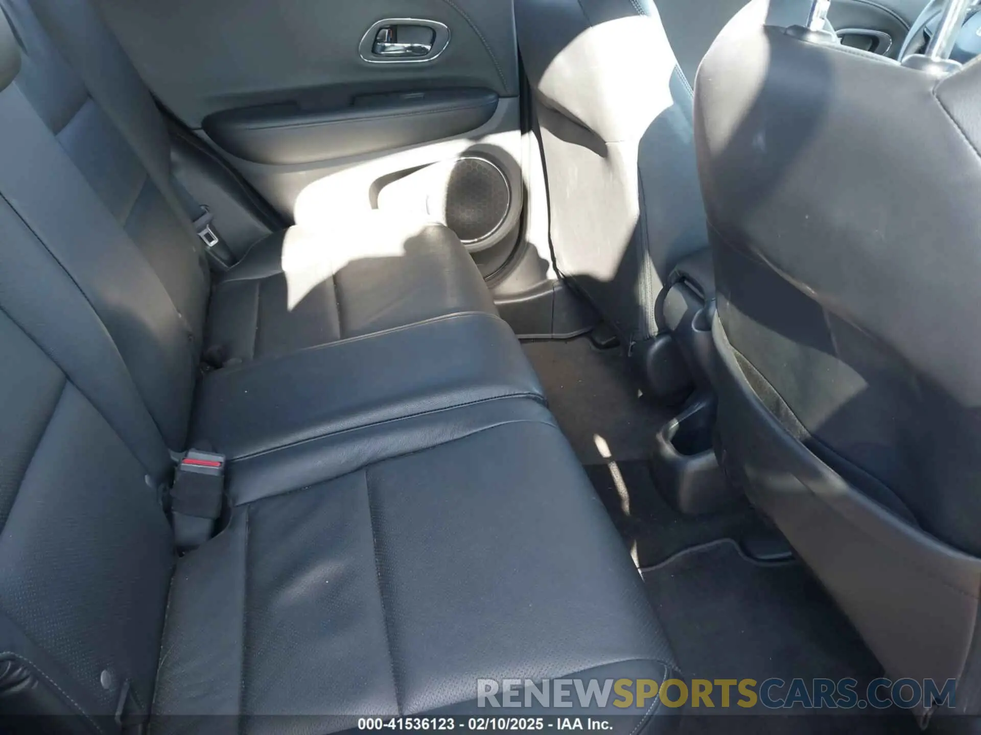 8 Фотография поврежденного автомобиля 3CZRU6H77MM716505 HONDA HR-V 2021