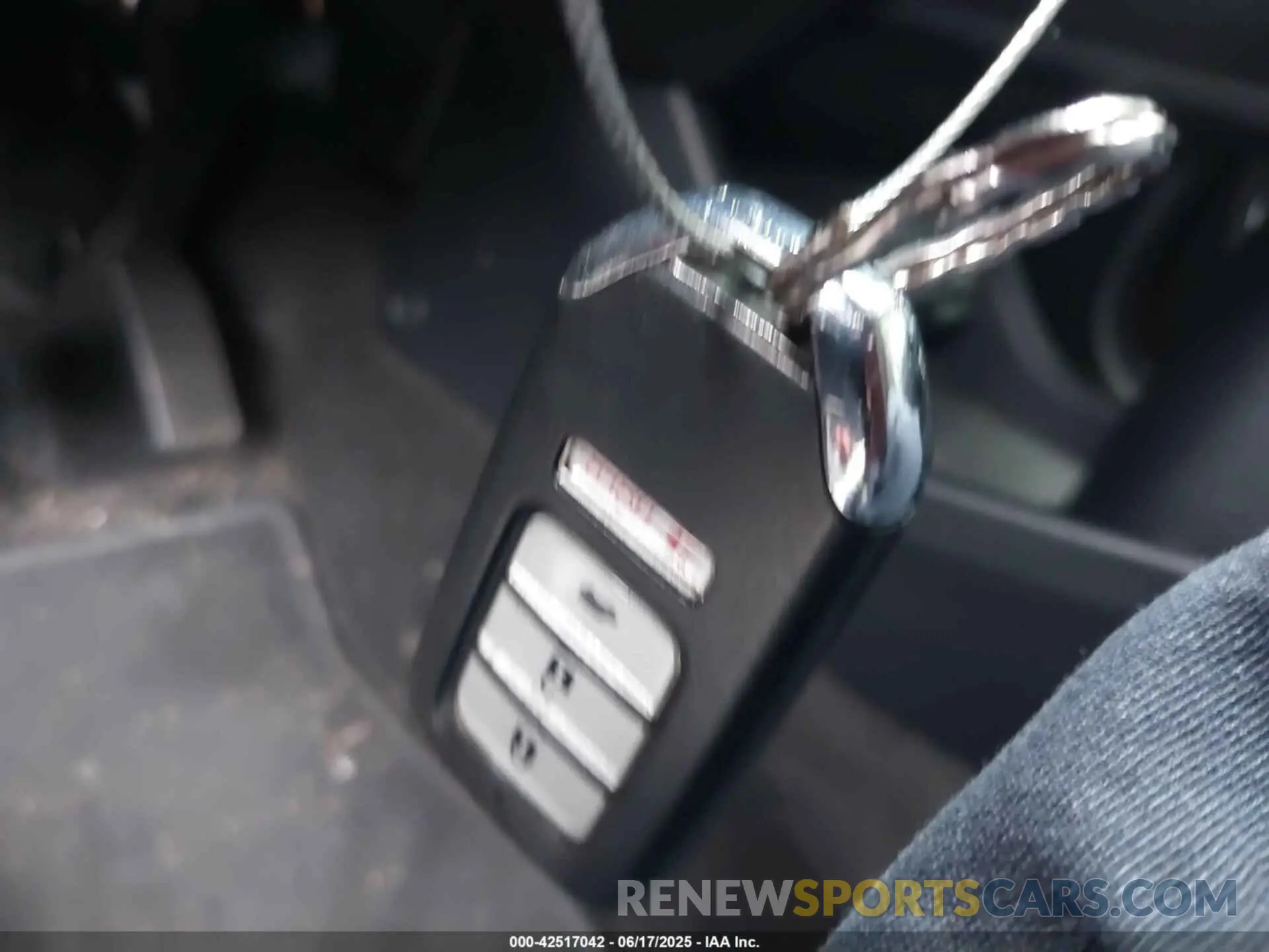 11 Photograph of a damaged car 3CZRU6H77MM722188 HONDA HR-V 2021