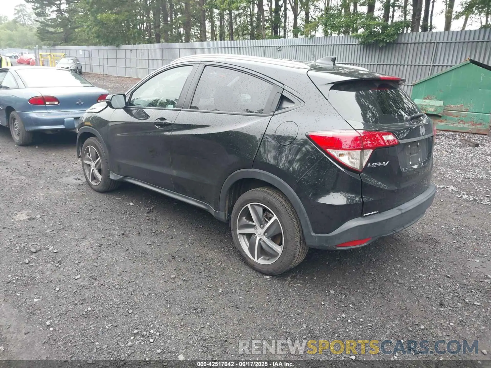 3 Photograph of a damaged car 3CZRU6H77MM722188 HONDA HR-V 2021