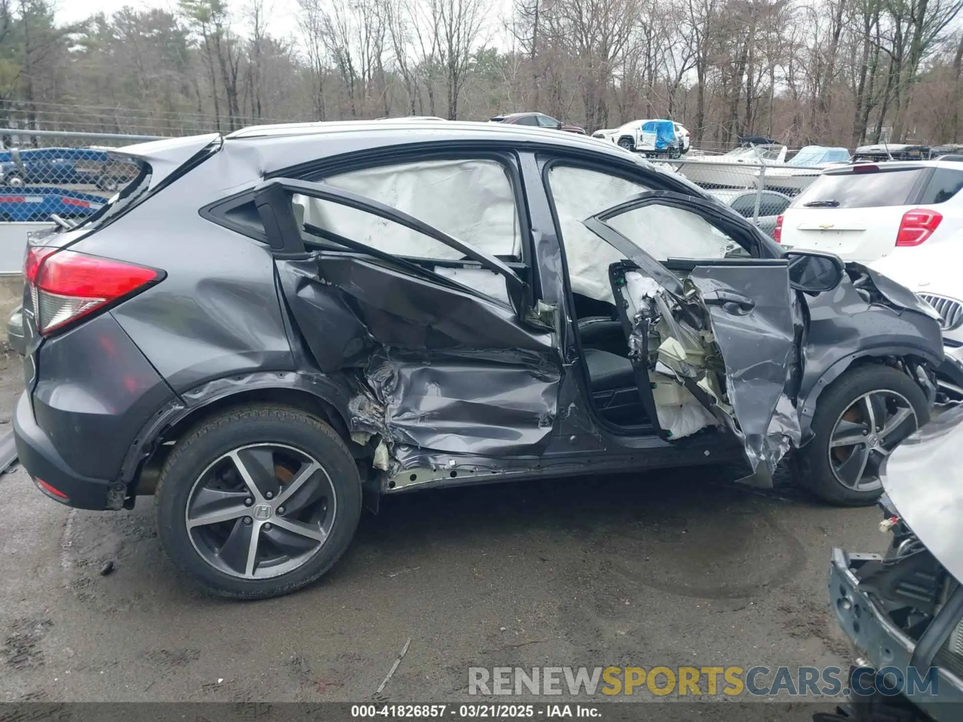 12 Photograph of a damaged car 3CZRU6H78MM724600 HONDA HR-V 2021