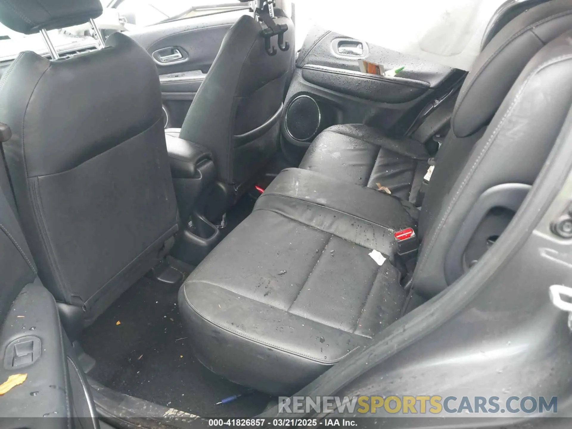 8 Photograph of a damaged car 3CZRU6H78MM724600 HONDA HR-V 2021