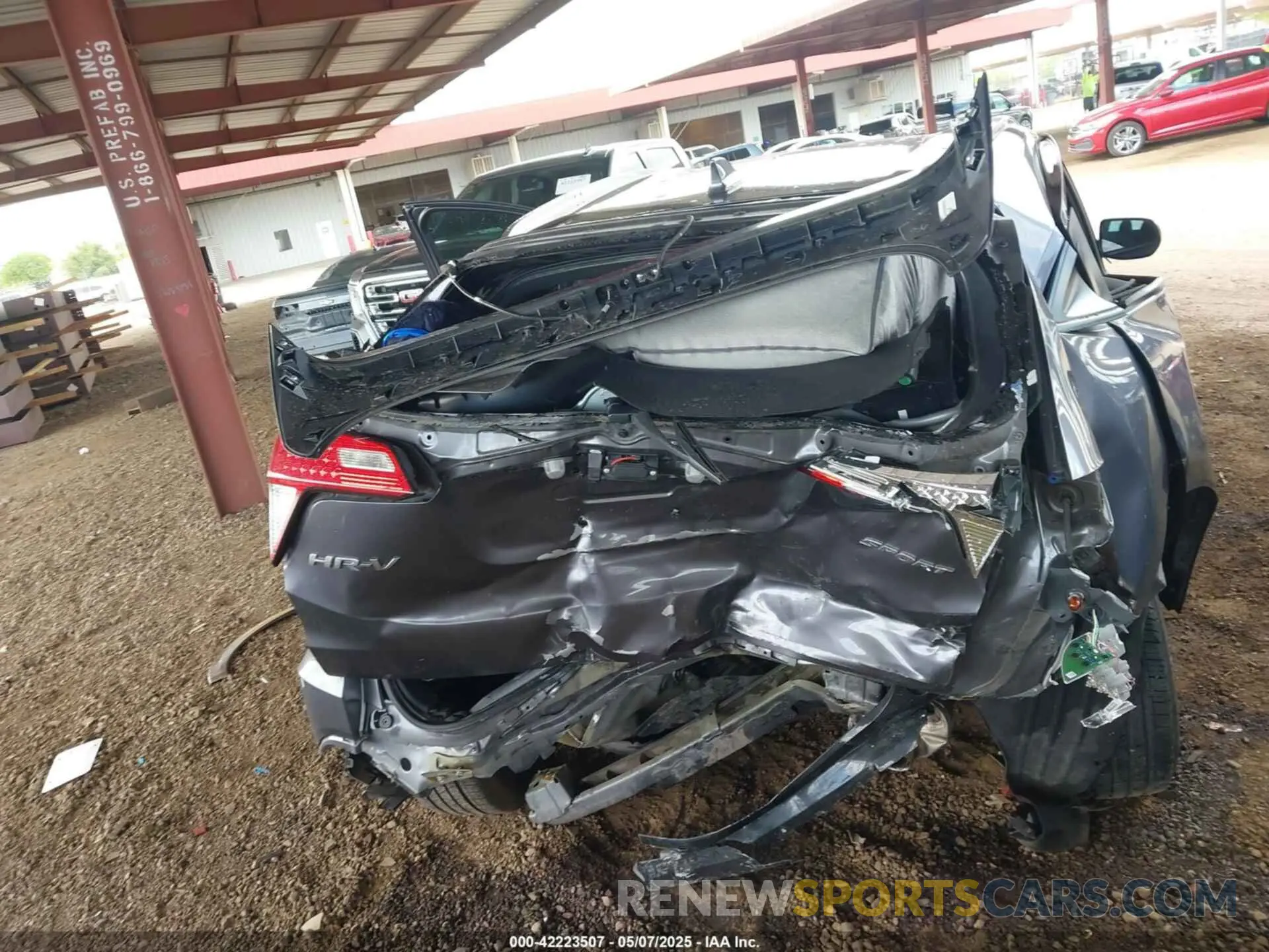 6 Photograph of a damaged car 3CZRU5H12NM714426 HONDA HR-V 2022