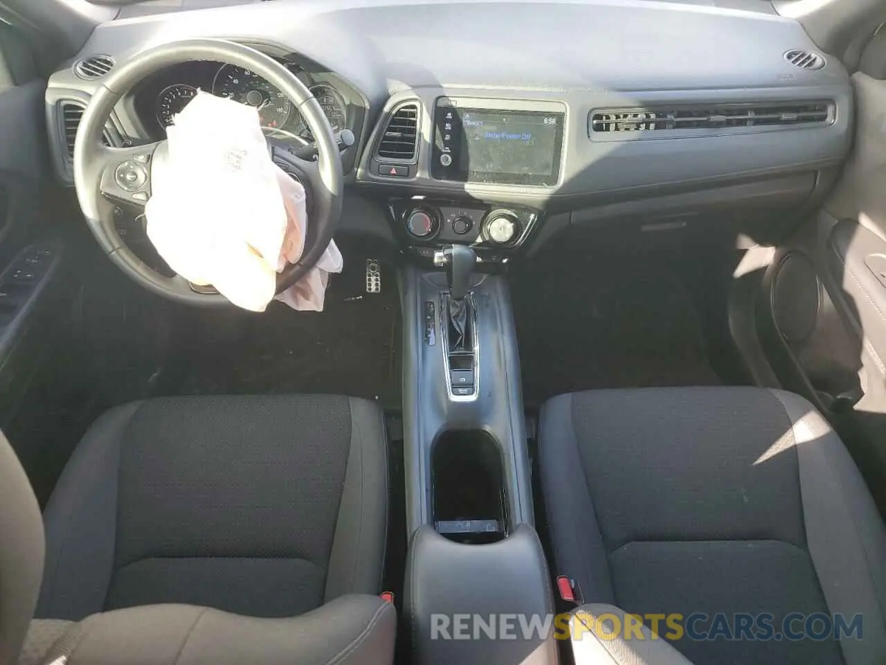 8 Photograph of a damaged car 3CZRU5H15NM730409 HONDA HR-V 2022