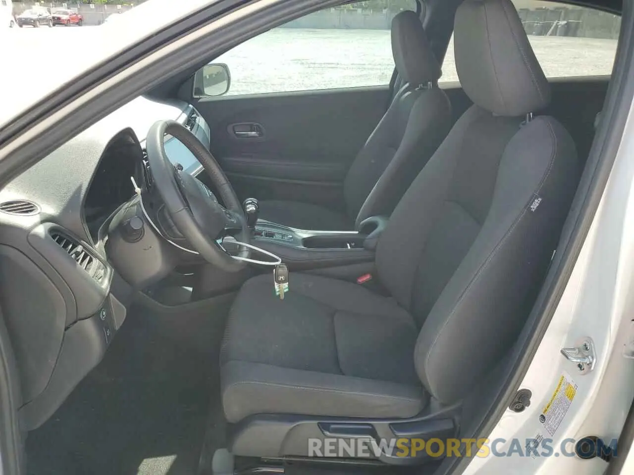 7 Photograph of a damaged car 3CZRU5H16NM730421 HONDA HR-V 2022