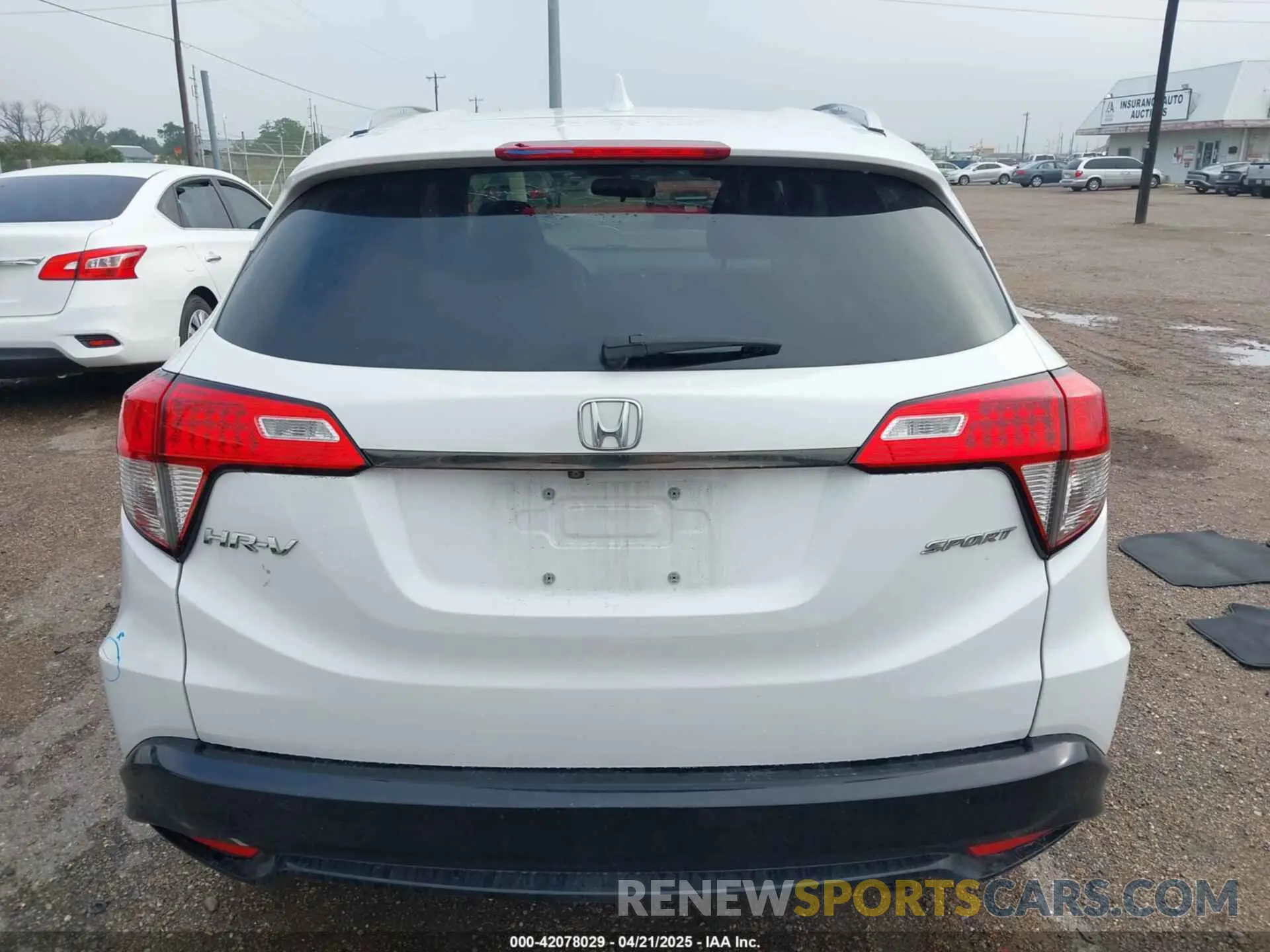 16 Photograph of a damaged car 3CZRU5H17NM700876 HONDA HR-V 2022