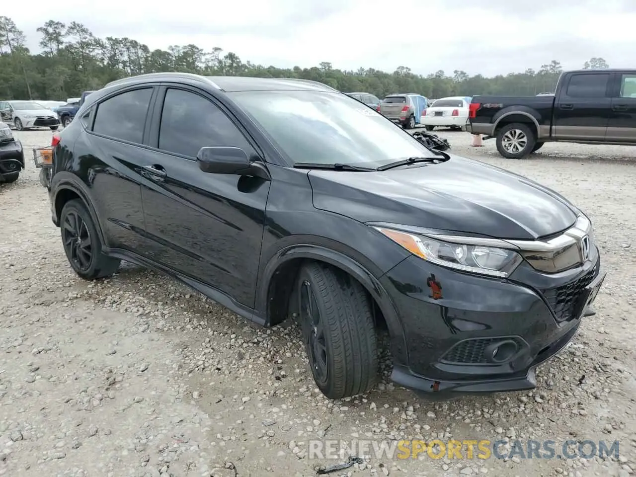 4 Photograph of a damaged car 3CZRU5H17NM734753 HONDA HR-V 2022