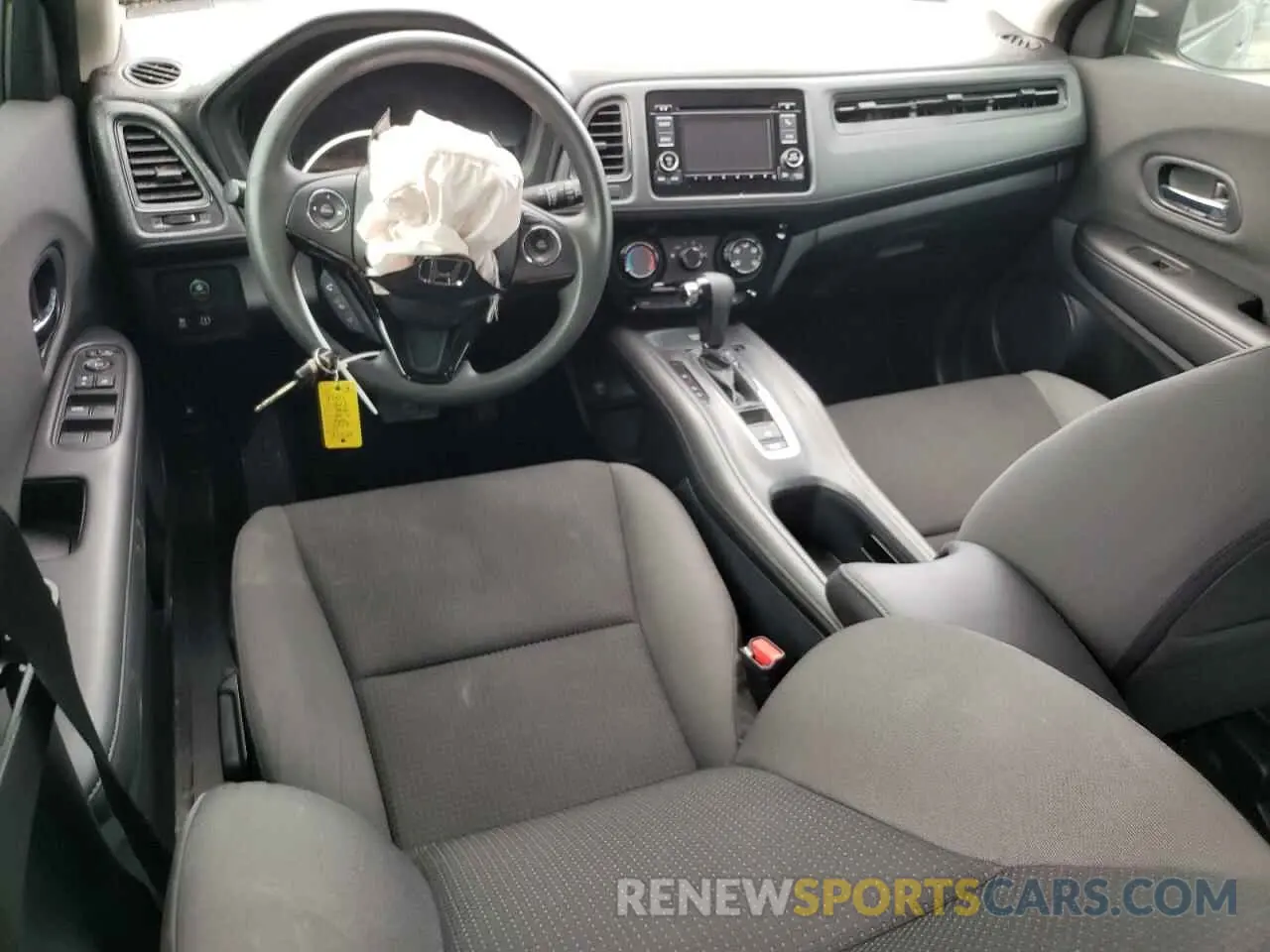 8 Photograph of a damaged car 3CZRU5H31NM706934 HONDA HR-V 2022