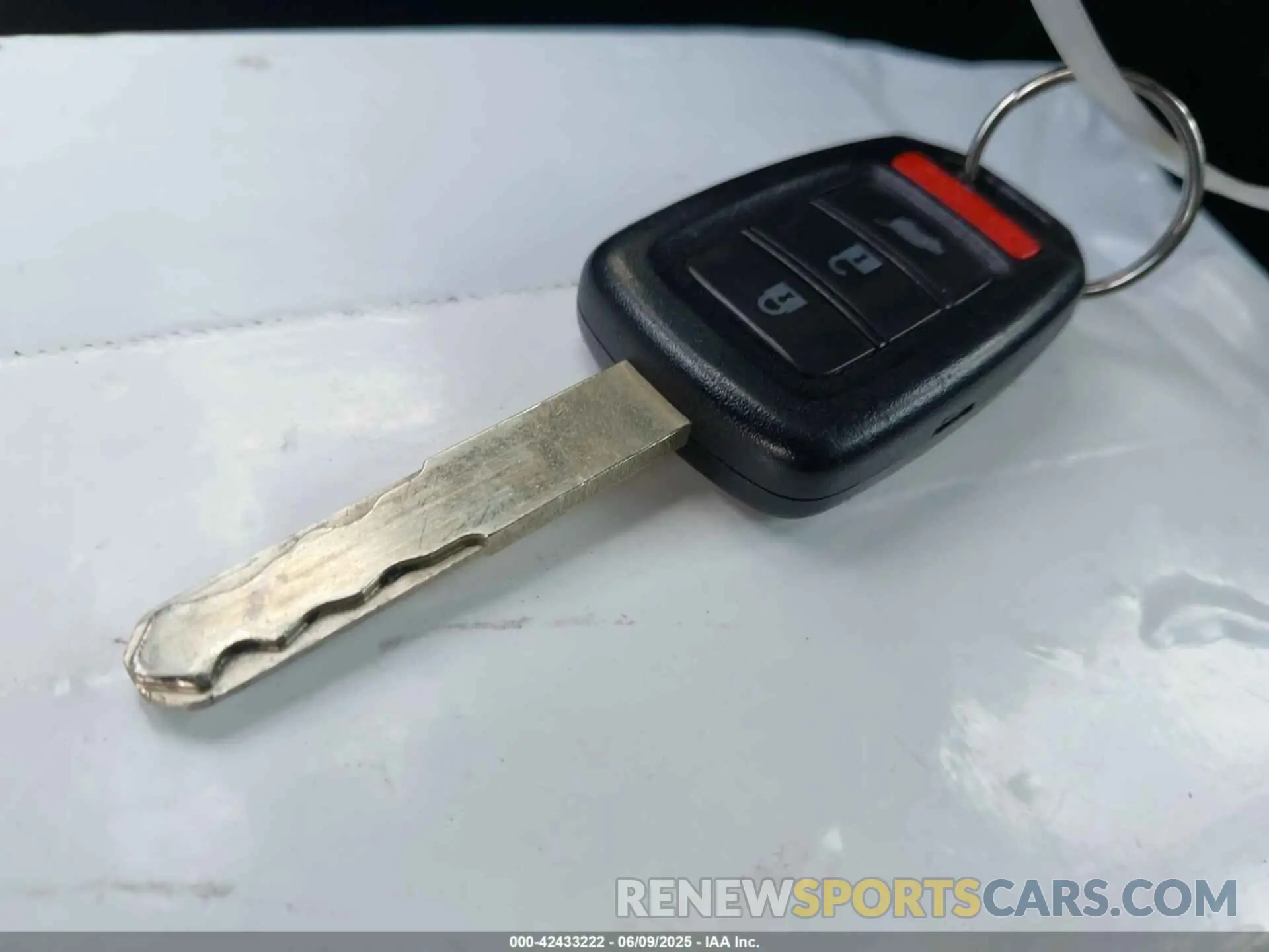 11 Photograph of a damaged car 3CZRU5H31NM731526 HONDA HR-V 2022