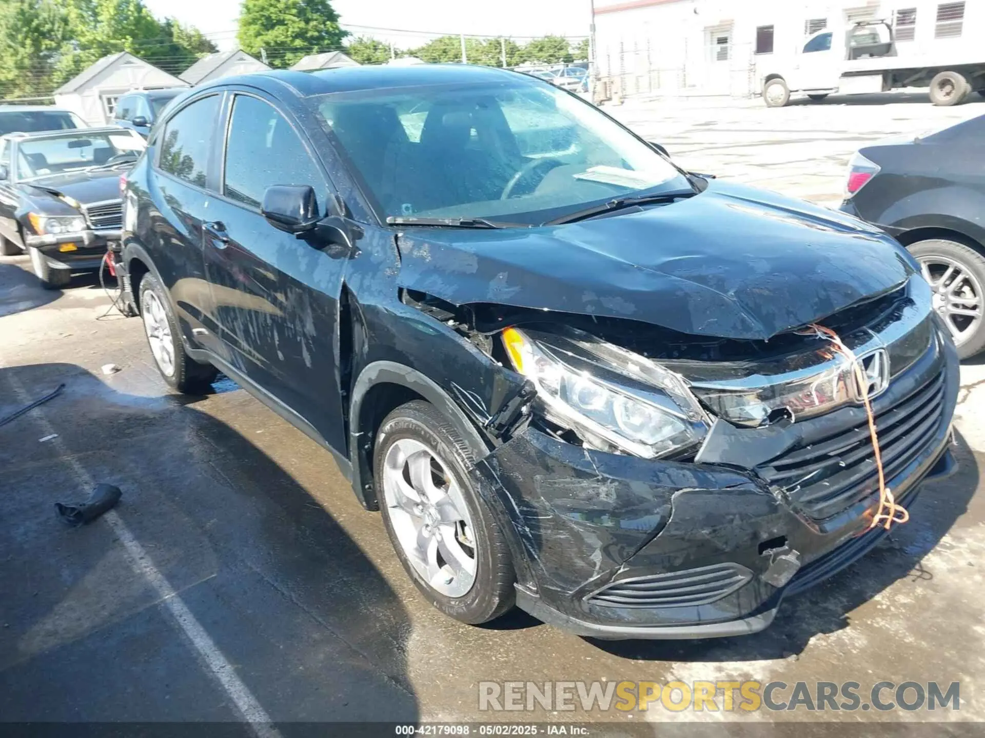 1 Photograph of a damaged car 3CZRU5H33NM717434 HONDA HR-V 2022