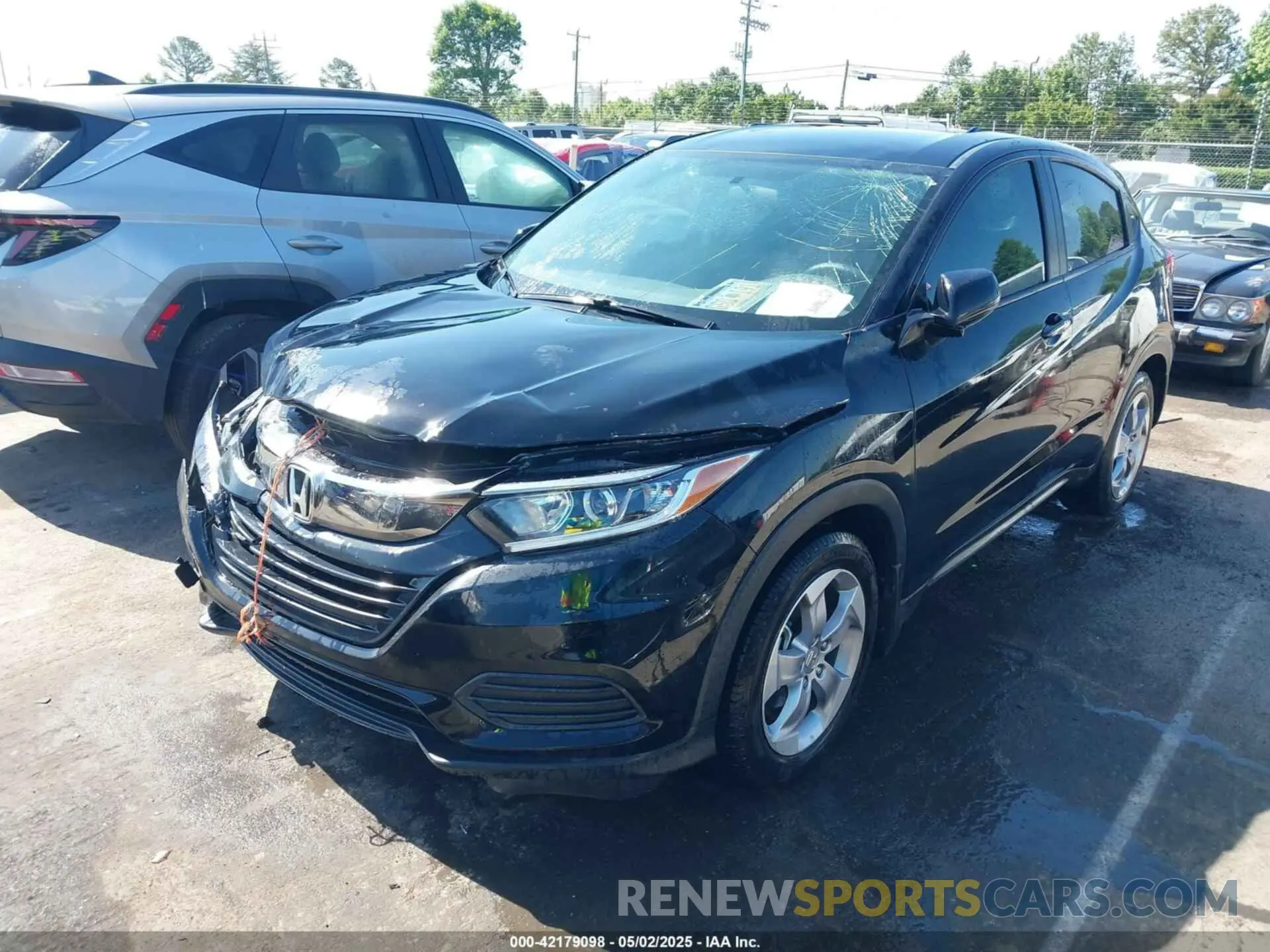 2 Photograph of a damaged car 3CZRU5H33NM717434 HONDA HR-V 2022