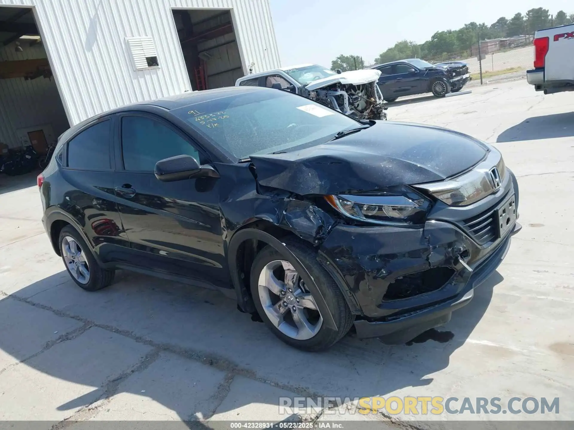 11 Фотография поврежденного автомобиля 3CZRU5H35NM705477 HONDA HR-V 2022