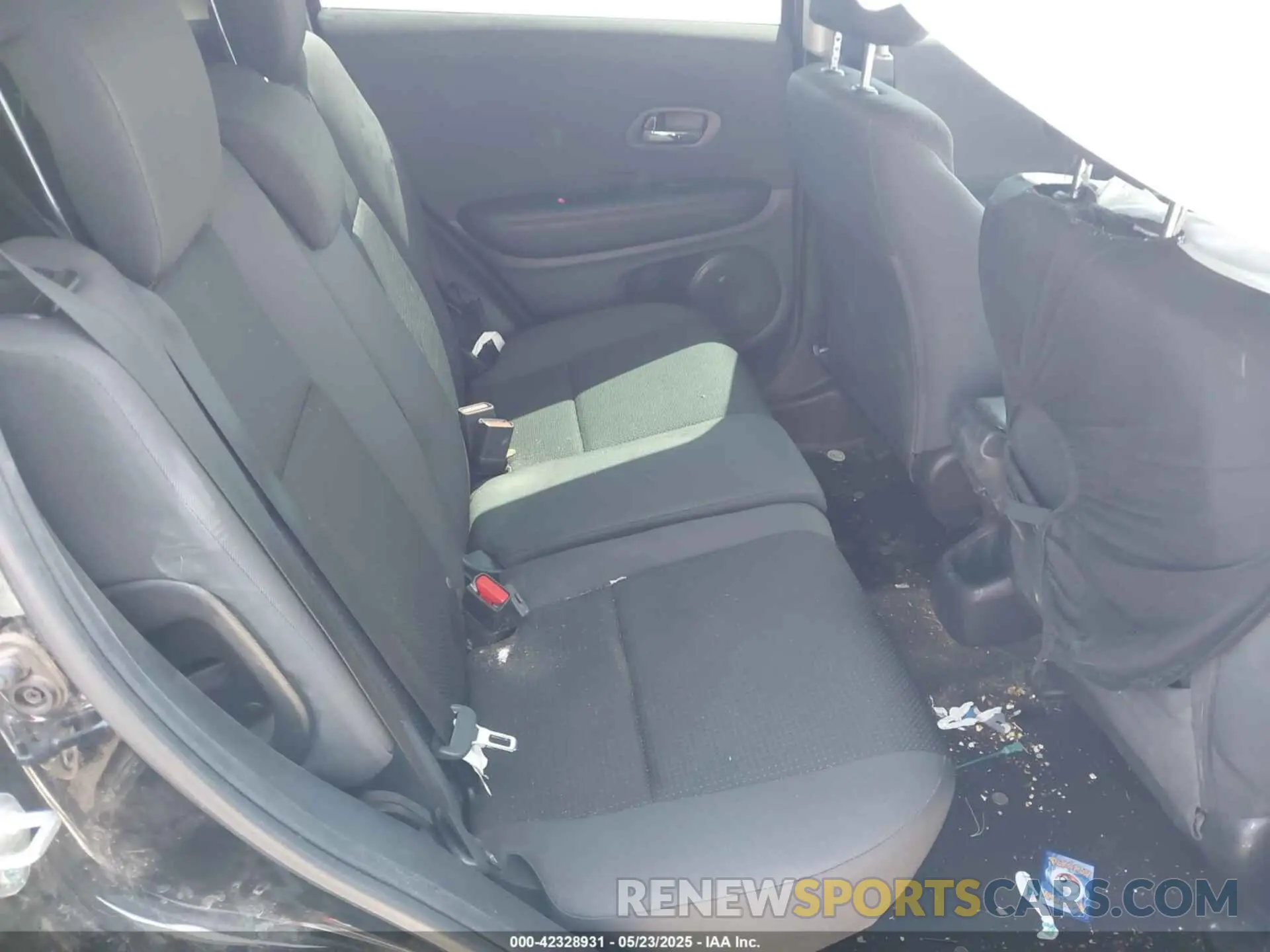 7 Фотография поврежденного автомобиля 3CZRU5H35NM705477 HONDA HR-V 2022