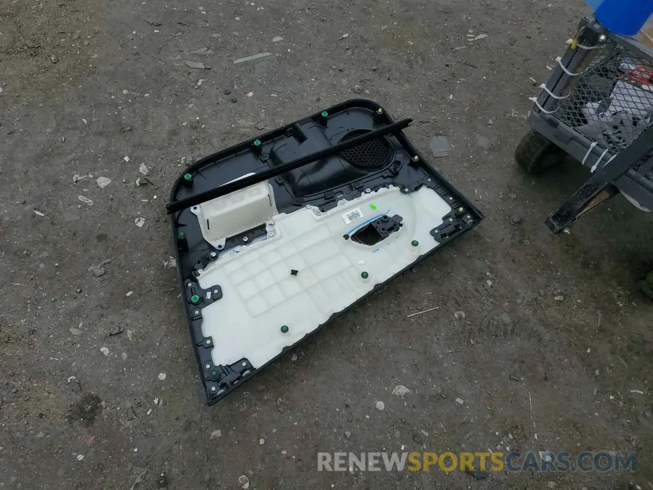 13 Photograph of a damaged car 3CZRU5H36NM703866 HONDA HR-V 2022