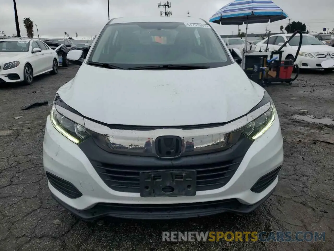 5 Photograph of a damaged car 3CZRU5H37NM701401 HONDA HR-V 2022