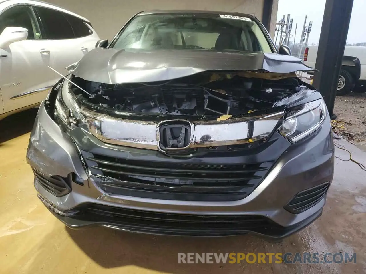 5 Photograph of a damaged car 3CZRU5H37NM745155 HONDA HR-V 2022