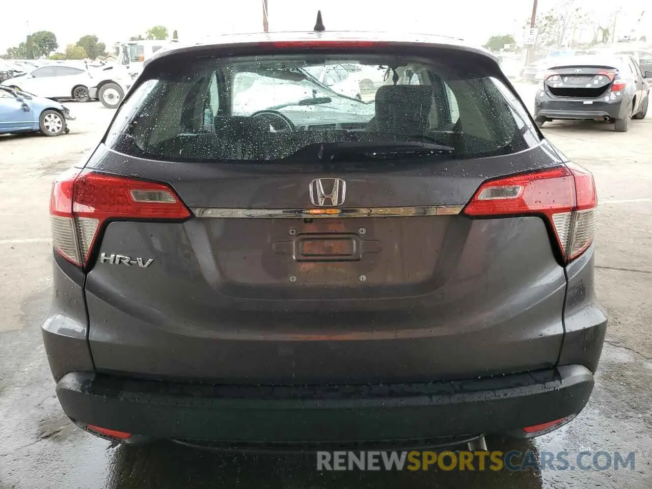 6 Photograph of a damaged car 3CZRU5H3XNM723649 HONDA HR-V 2022