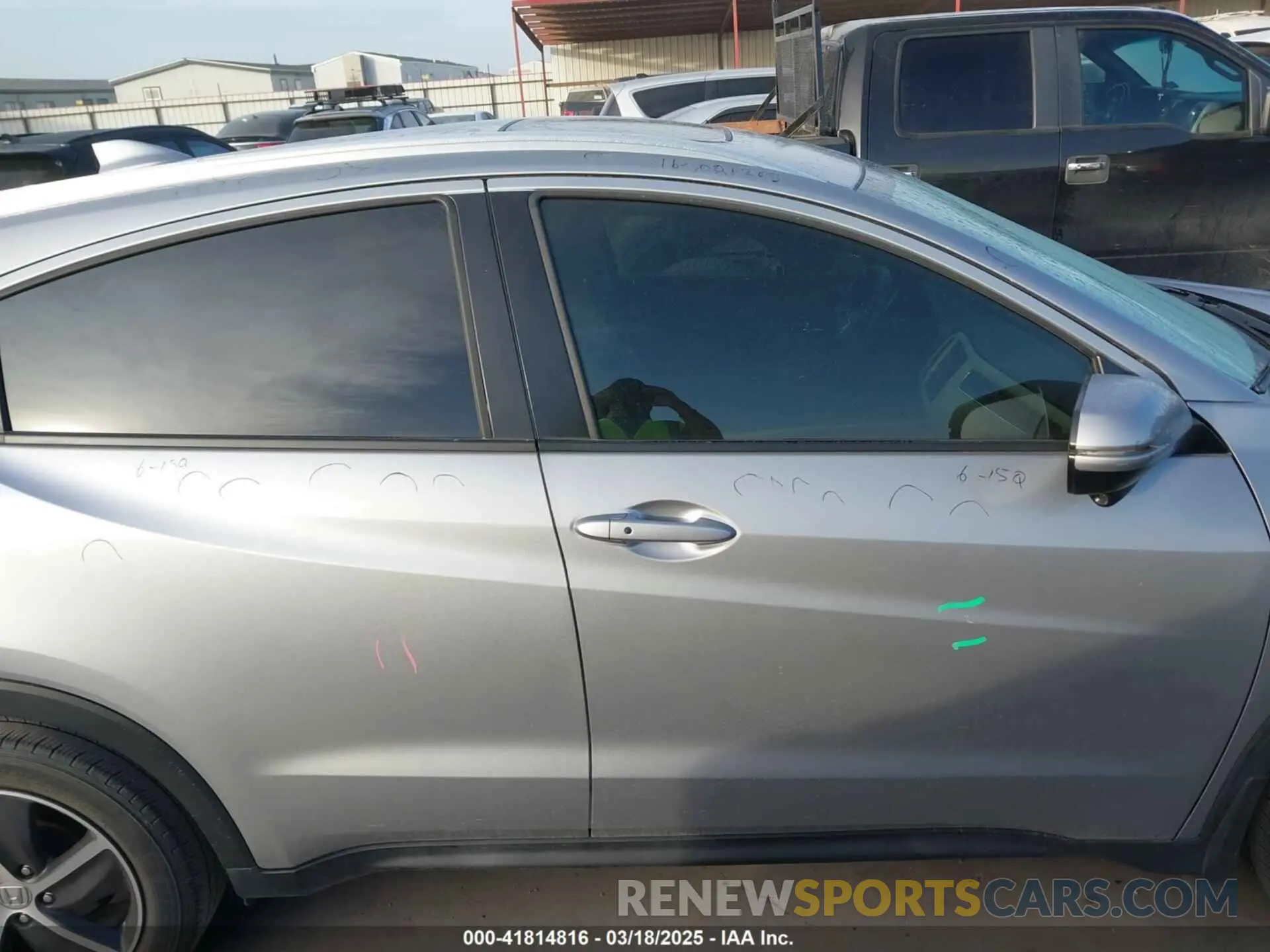 13 Фотография поврежденного автомобиля 3CZRU5H51NM732256 HONDA HR-V 2022