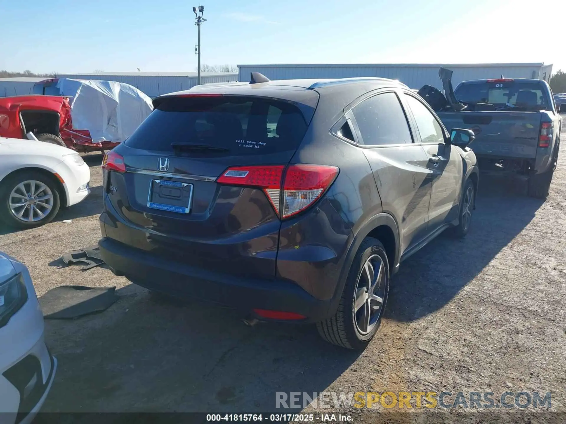 4 Photograph of a damaged car 3CZRU5H52NM722884 HONDA HR-V 2022