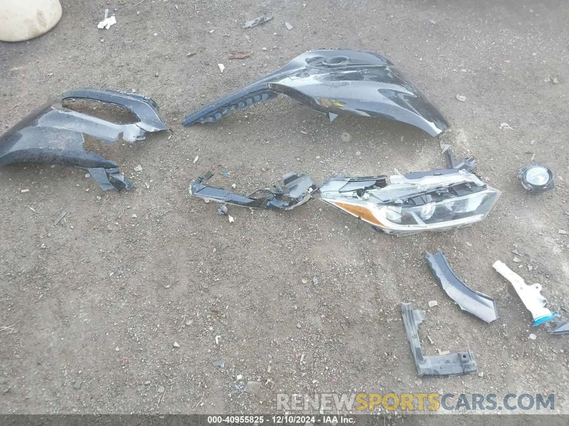 11 Photograph of a damaged car 3CZRU5H52NM742763 HONDA HR-V 2022