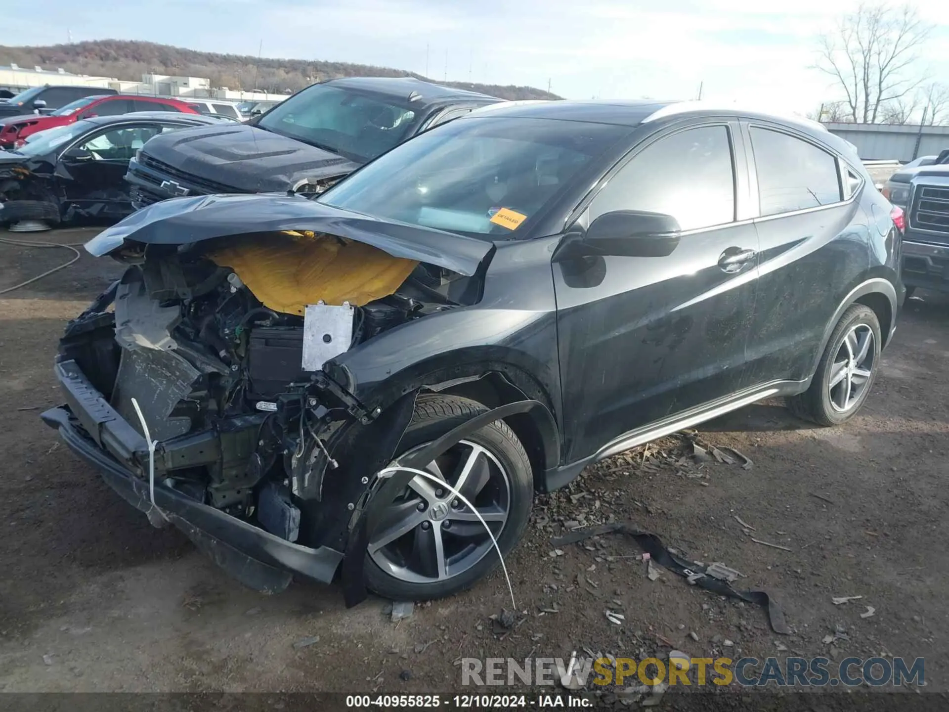 2 Photograph of a damaged car 3CZRU5H52NM742763 HONDA HR-V 2022