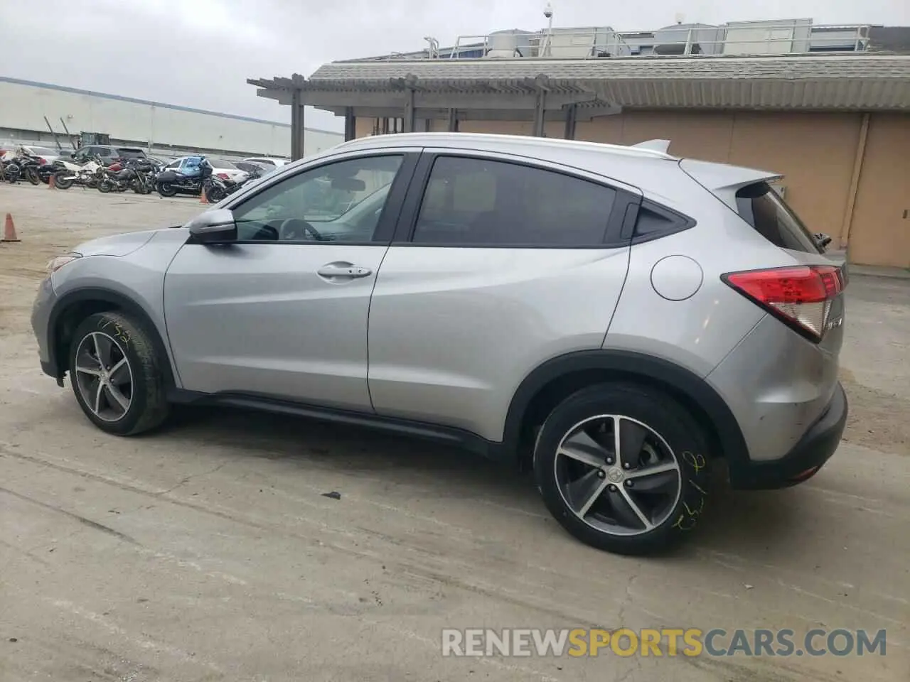 2 Photograph of a damaged car 3CZRU5H54NM738715 HONDA HR-V 2022