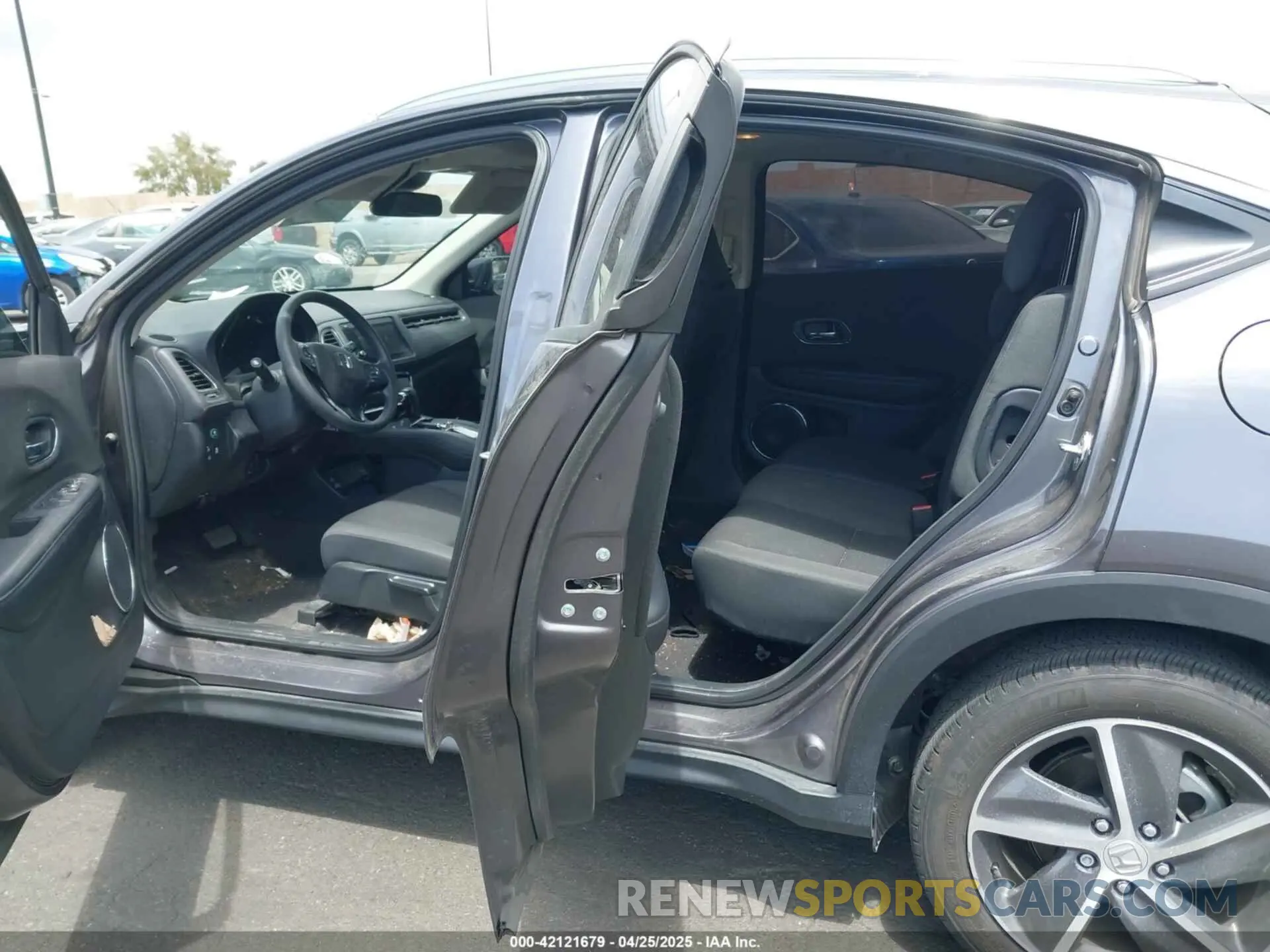 8 Фотография поврежденного автомобиля 3CZRU5H57NM703540 HONDA HR-V 2022