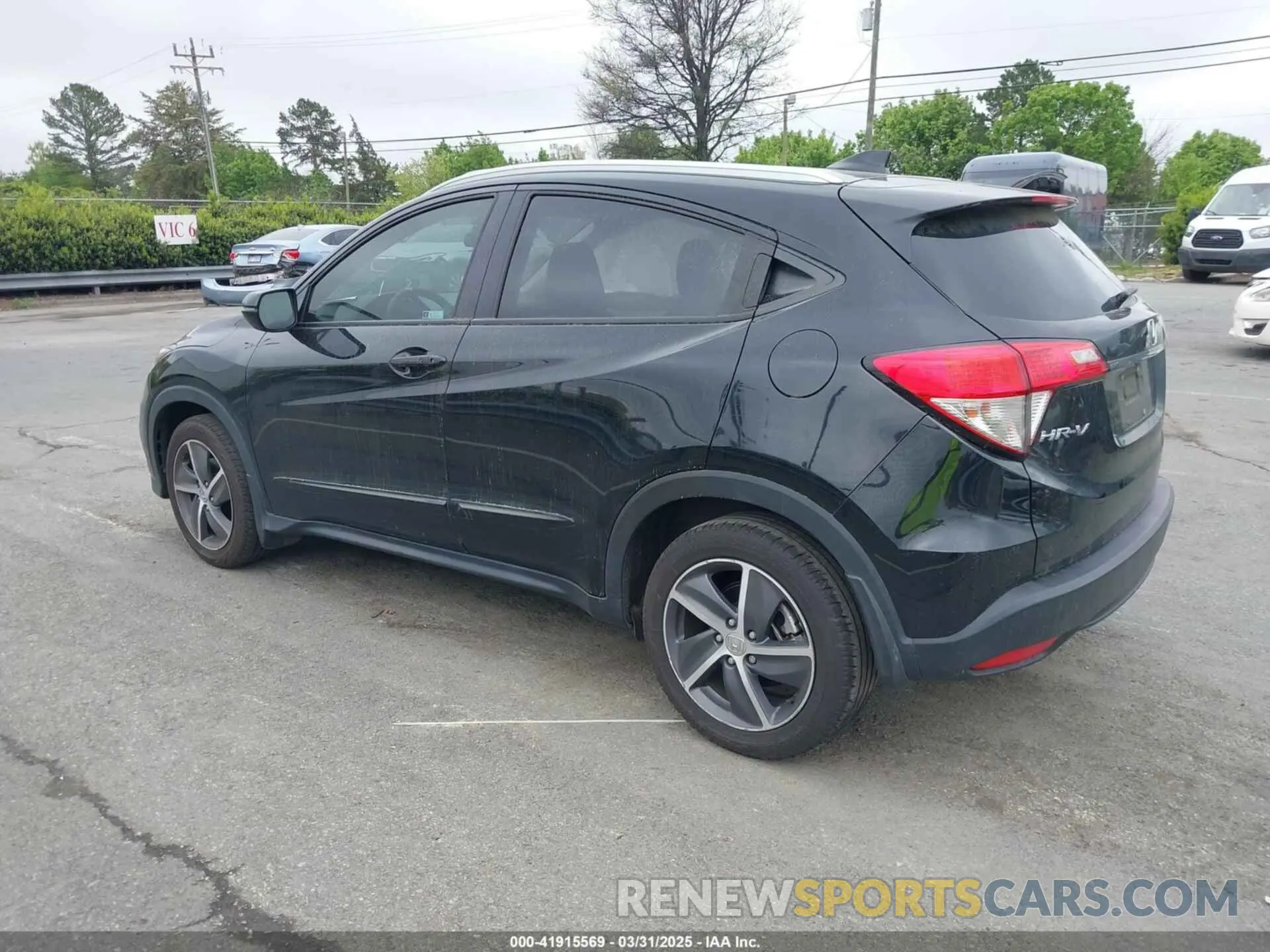 3 Photograph of a damaged car 3CZRU5H5XNM722812 HONDA HR-V 2022