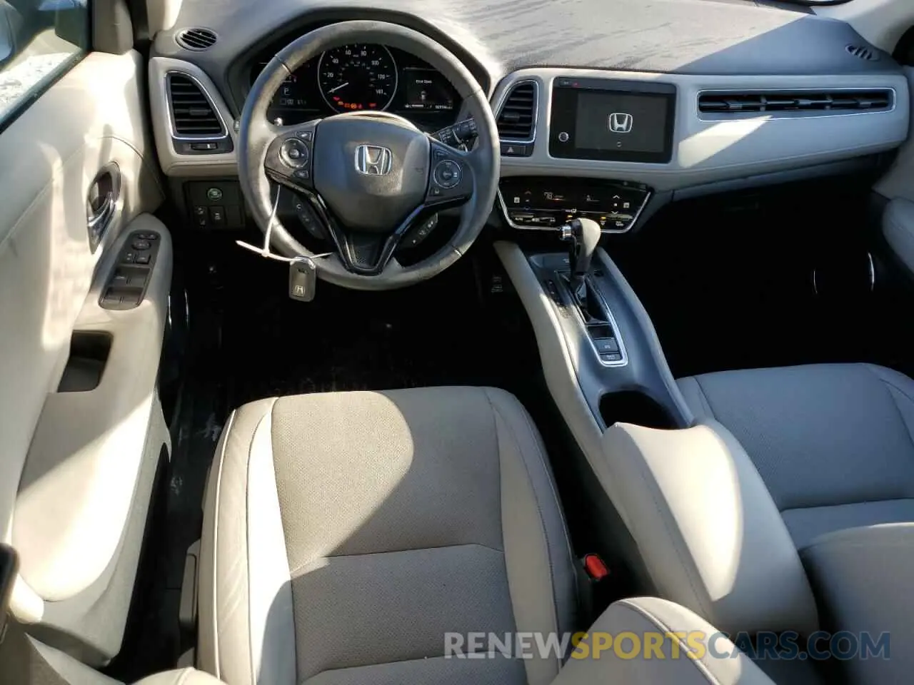 8 Фотография поврежденного автомобиля 3CZRU5H70NM727230 HONDA HR-V 2022