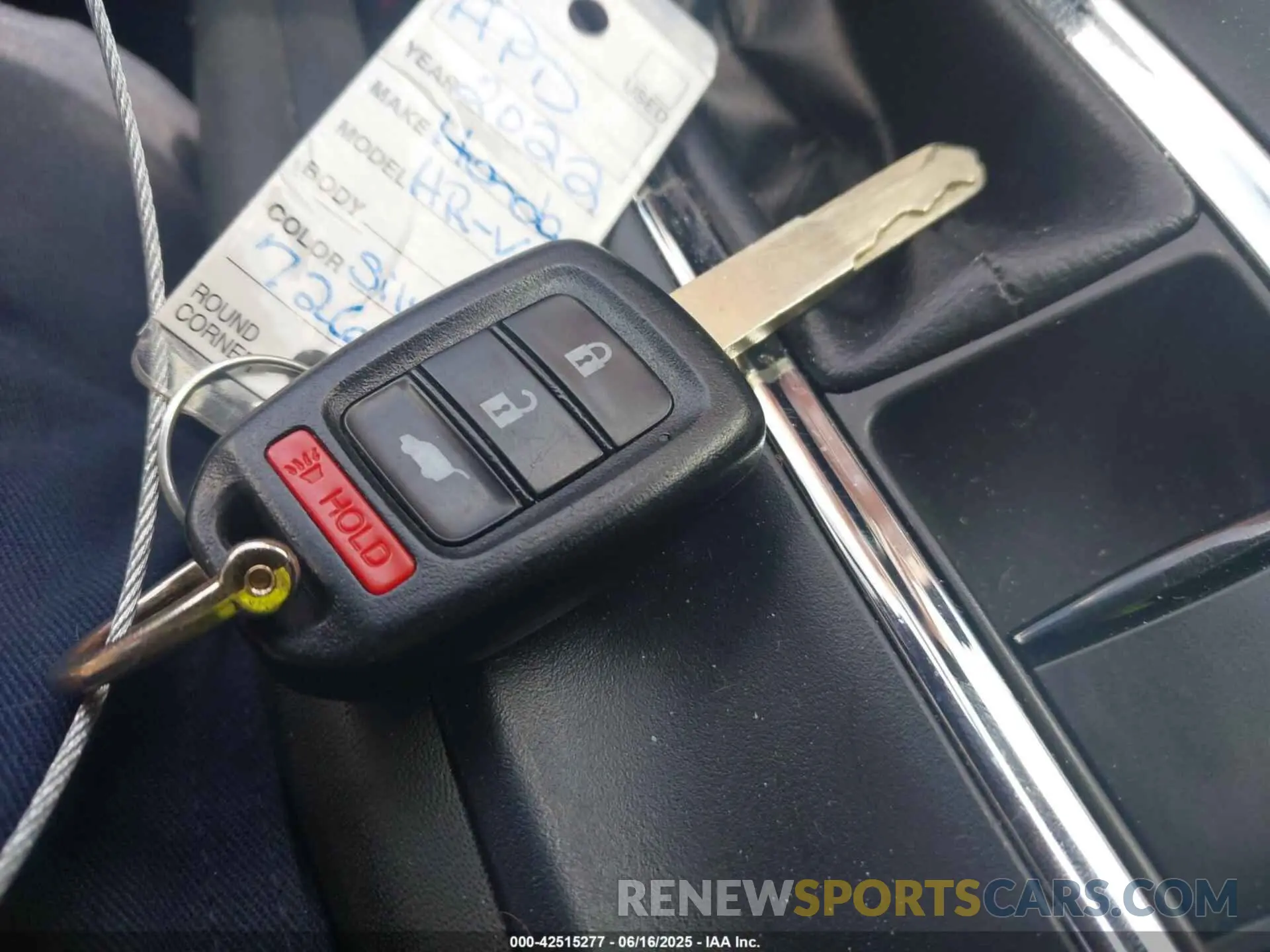 11 Photograph of a damaged car 3CZRU6H10NM726371 HONDA HR-V 2022