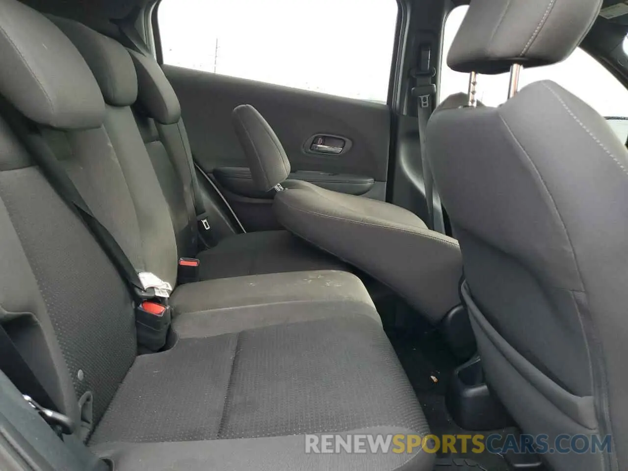 11 Фотография поврежденного автомобиля 3CZRU6H10NM741789 HONDA HR-V 2022