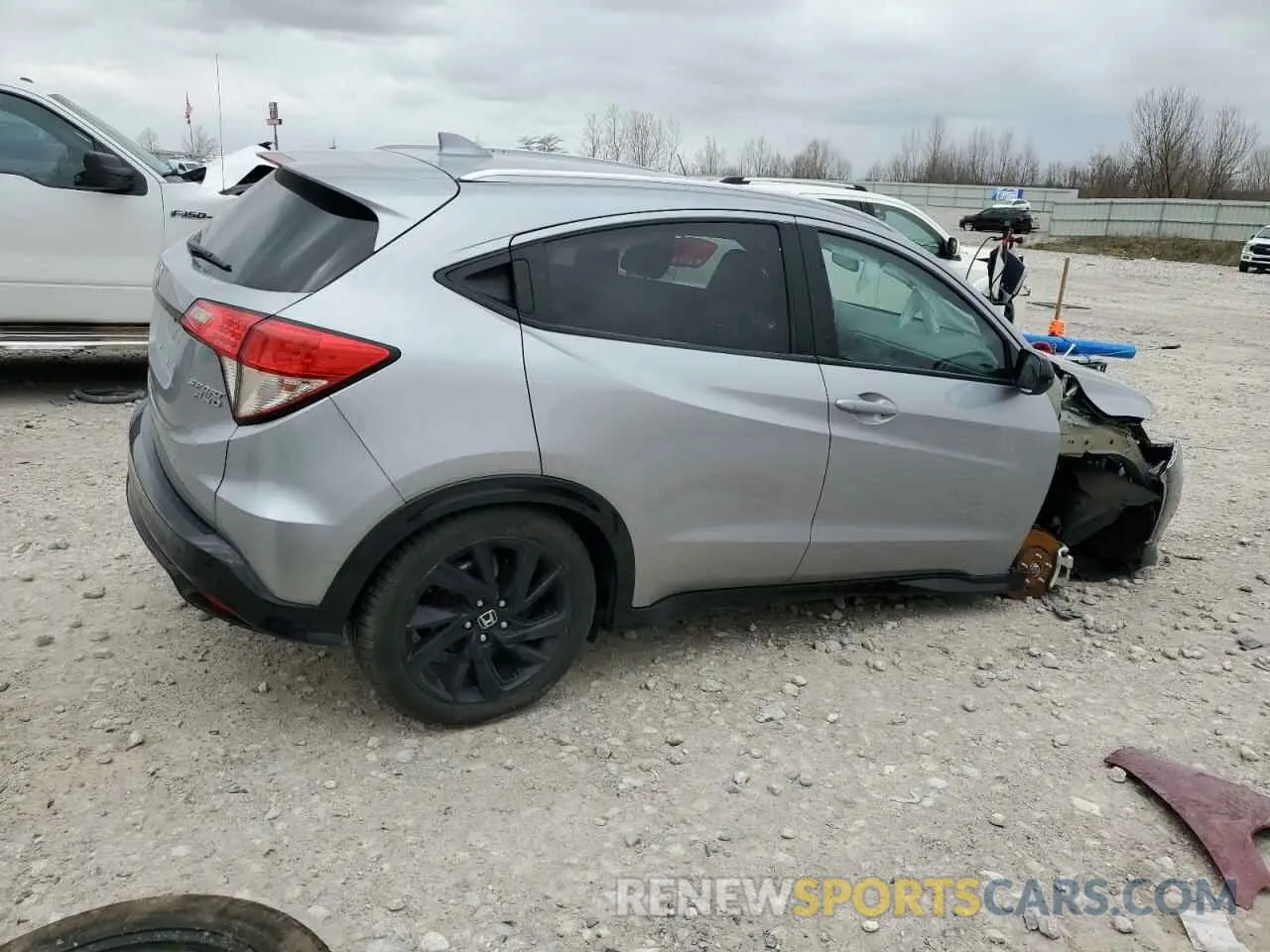 3 Photograph of a damaged car 3CZRU6H11NM751487 HONDA HR-V 2022