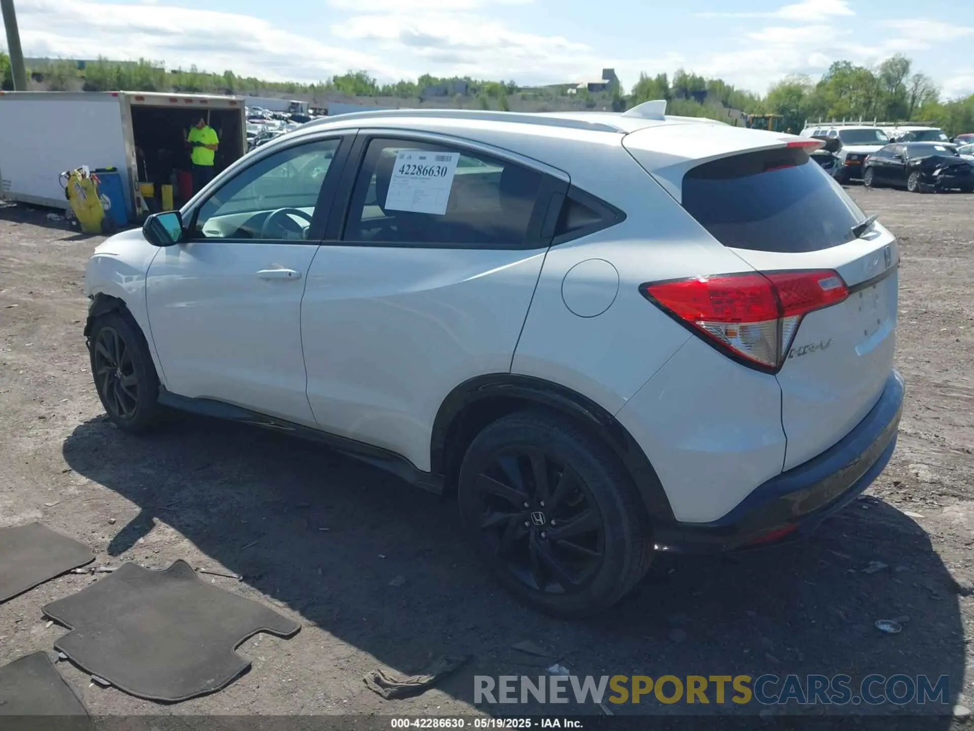 3 Фотография поврежденного автомобиля 3CZRU6H13NM706745 HONDA HR-V 2022