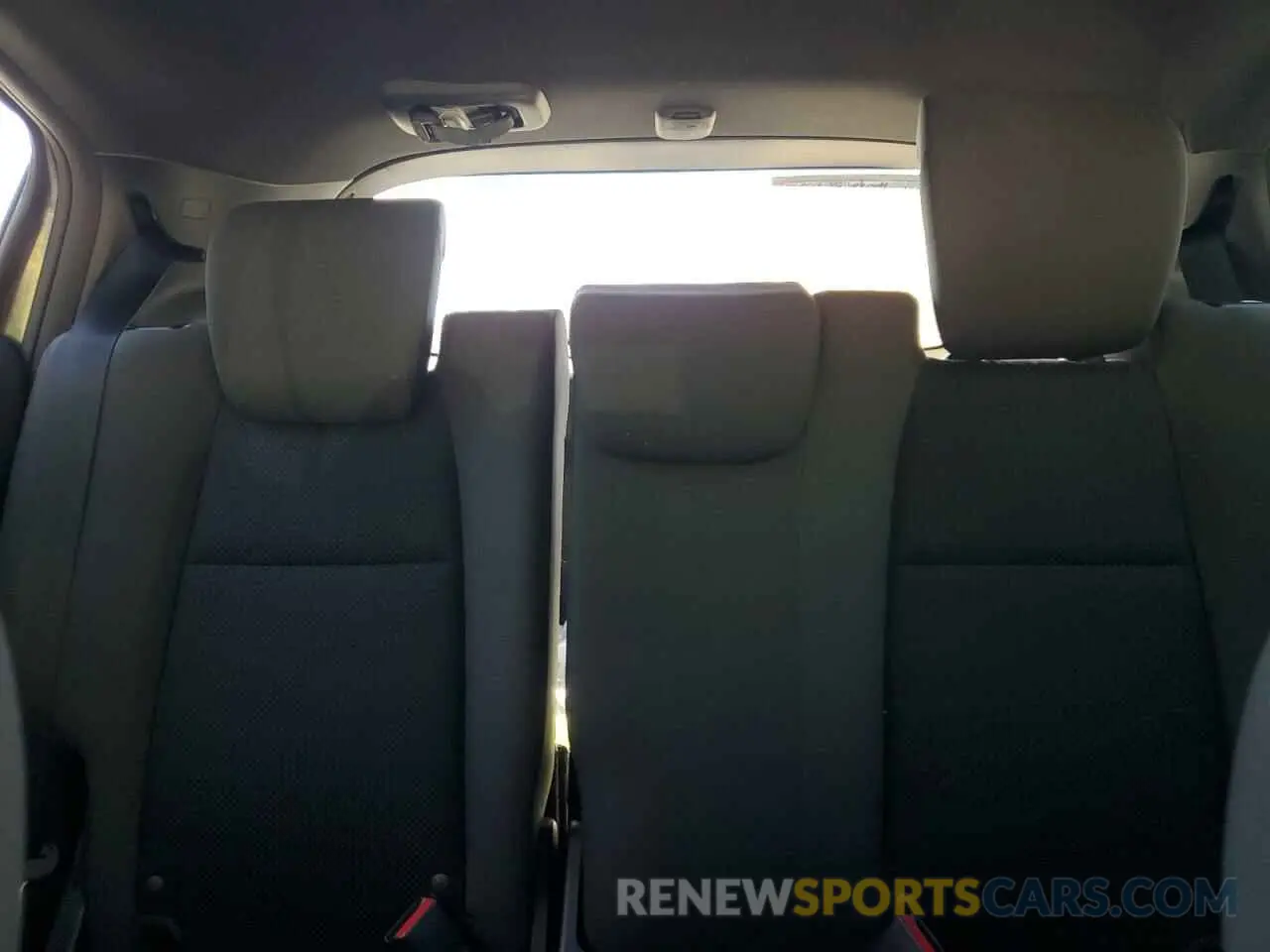 10 Photograph of a damaged car 3CZRU6H15NM723871 HONDA HR-V 2022