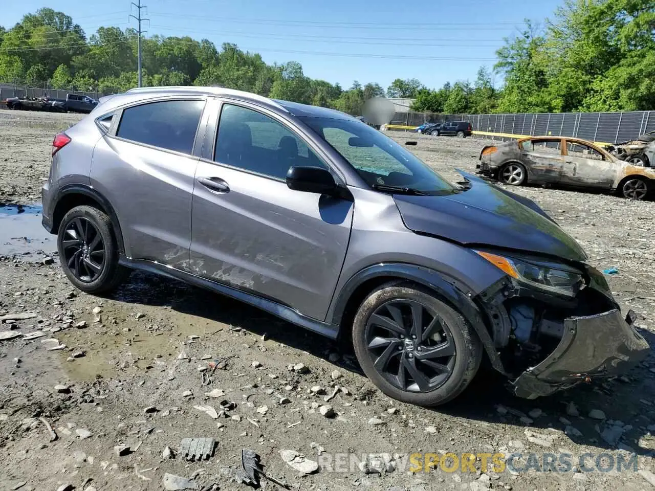 4 Photograph of a damaged car 3CZRU6H15NM723871 HONDA HR-V 2022