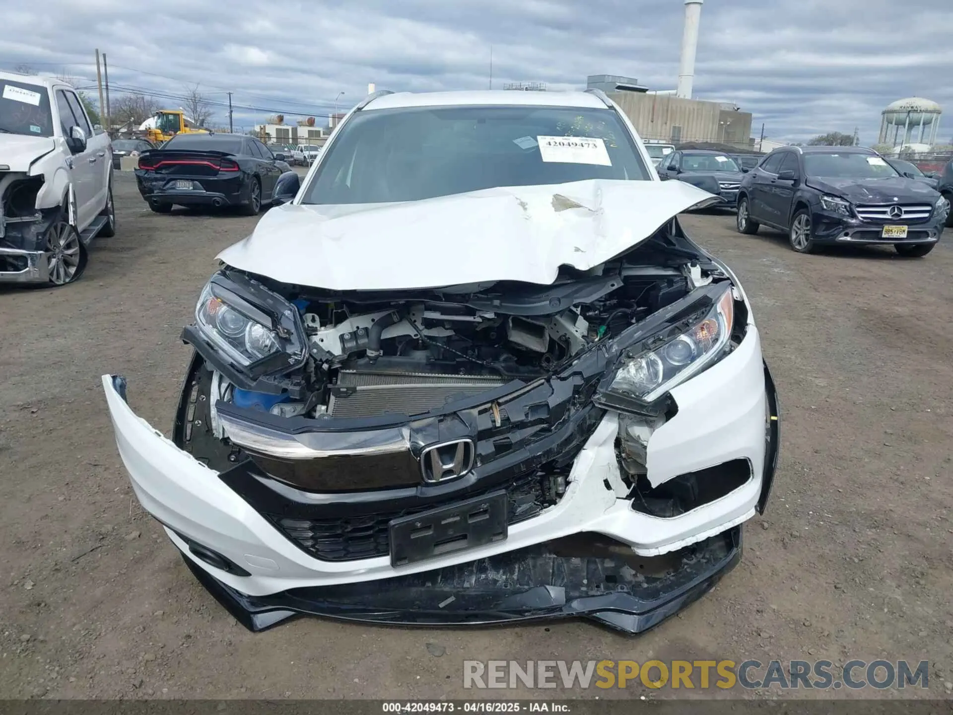 12 Photograph of a damaged car 3CZRU6H15NM755512 HONDA HR-V 2022