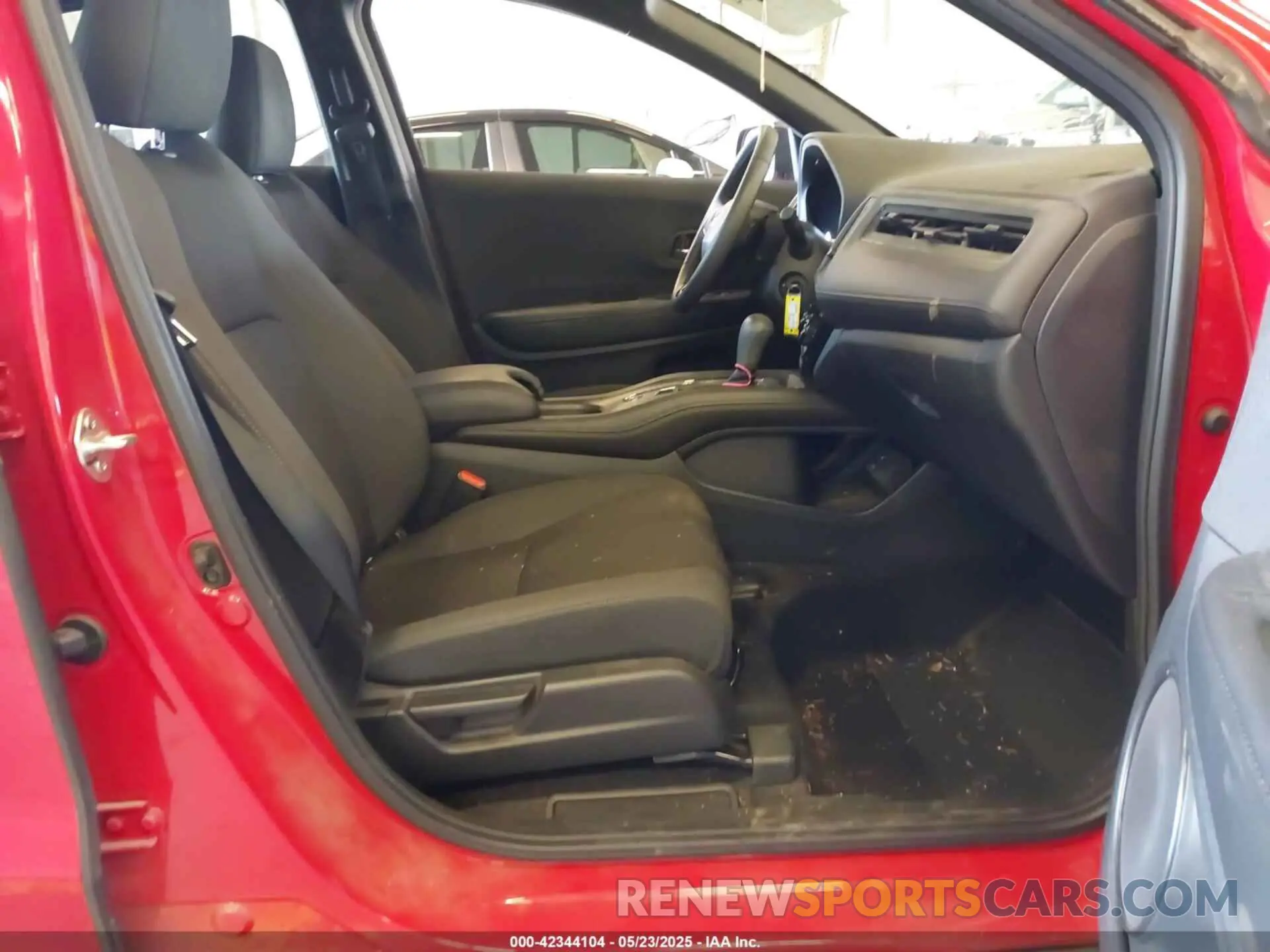 5 Фотография поврежденного автомобиля 3CZRU6H16NM731459 HONDA HR-V 2022